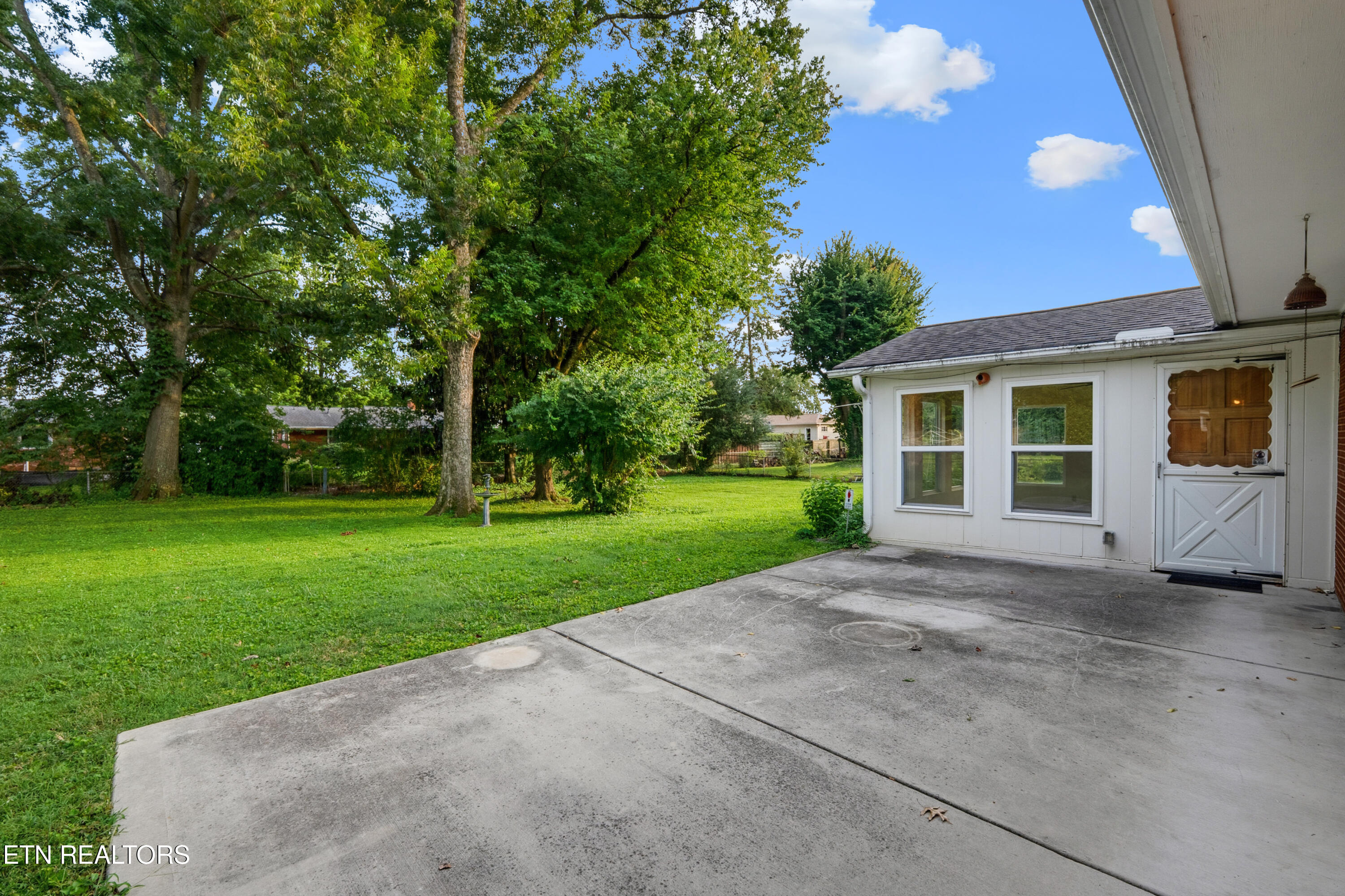 8204 Bennington Drive Knoxville TN 37909