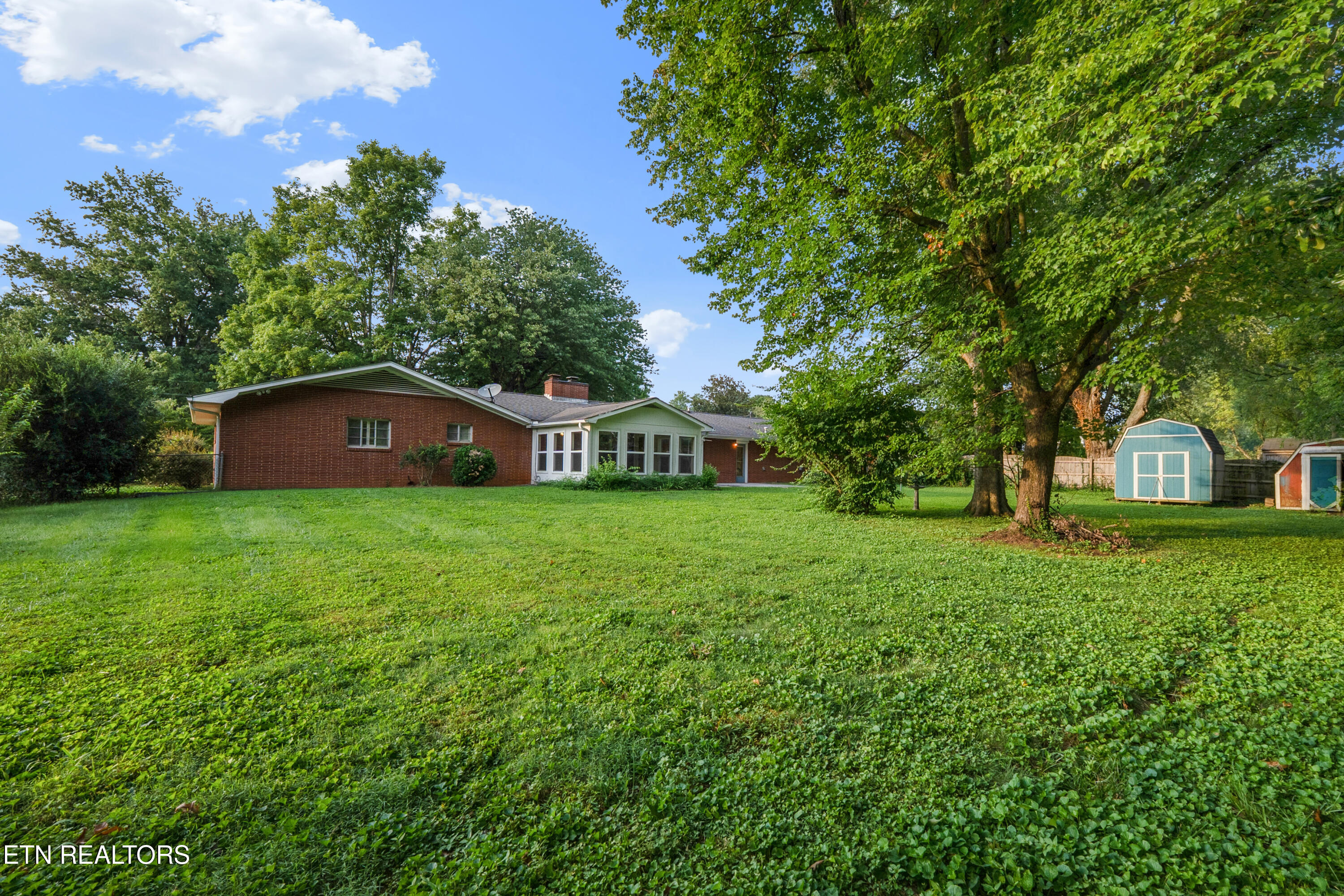 8204 Bennington Drive Knoxville TN 37909