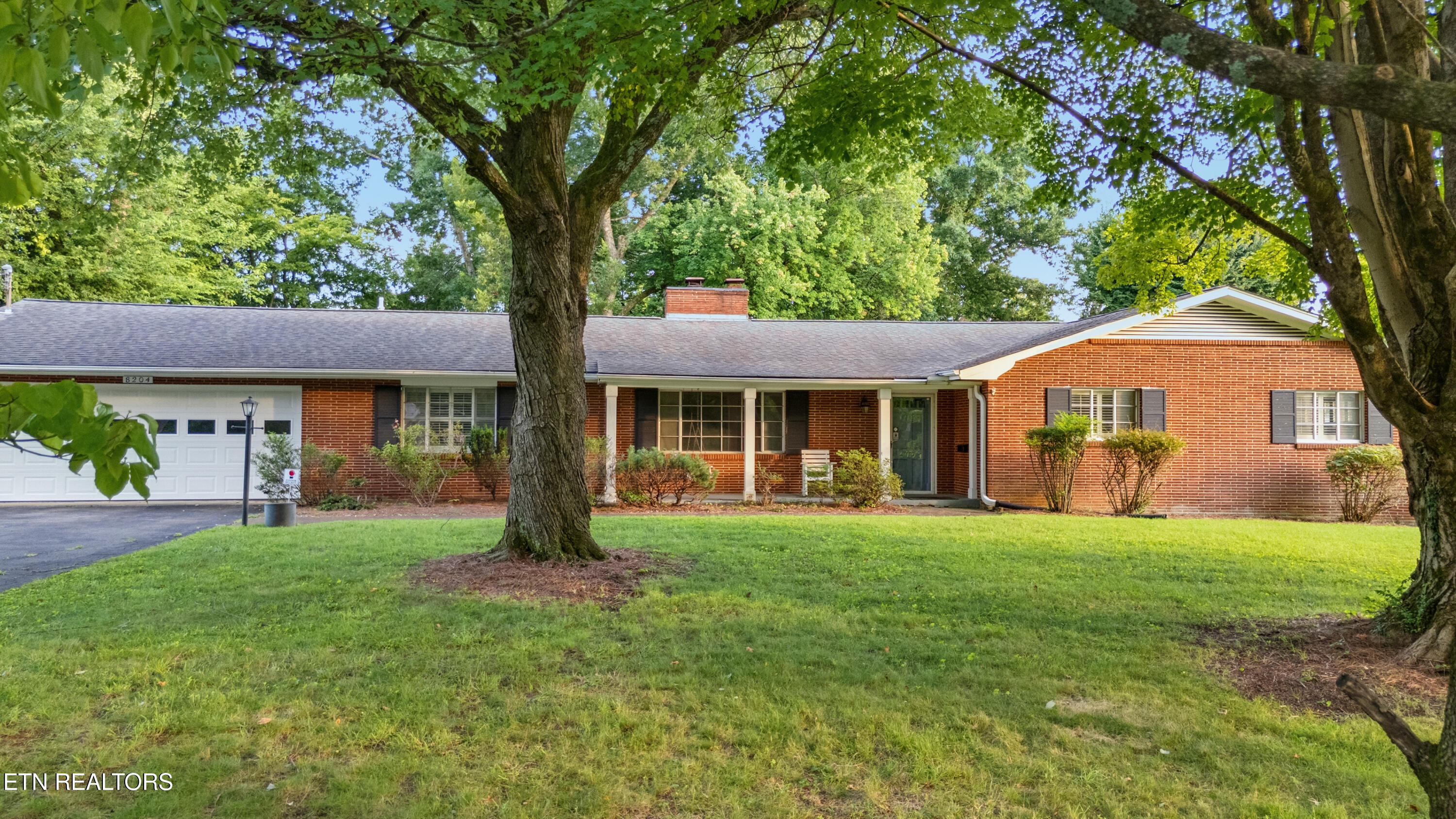 8204 Bennington Drive Knoxville TN 37909