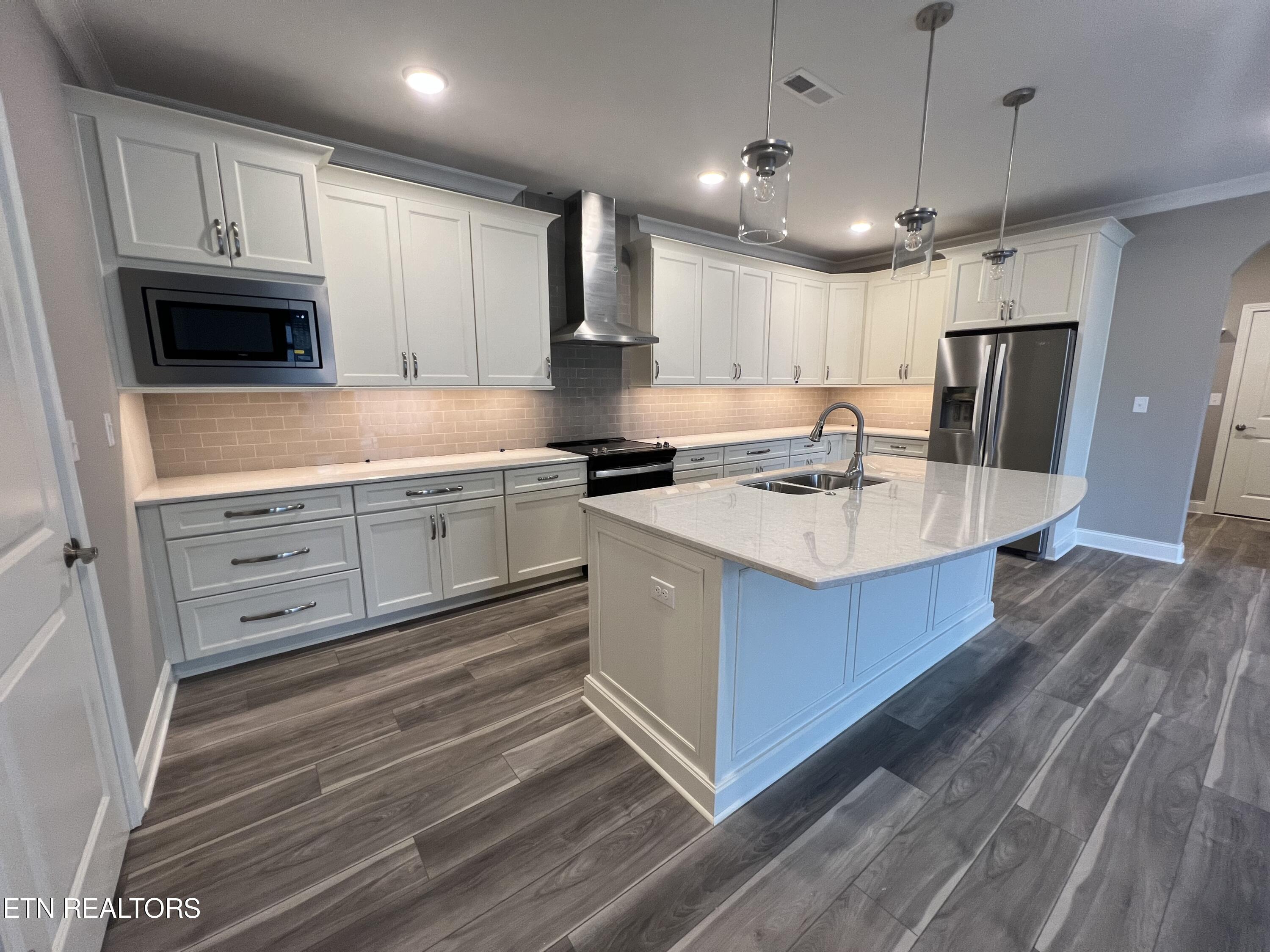 120 Cherry Blossom Court Lenoir City TN 37772