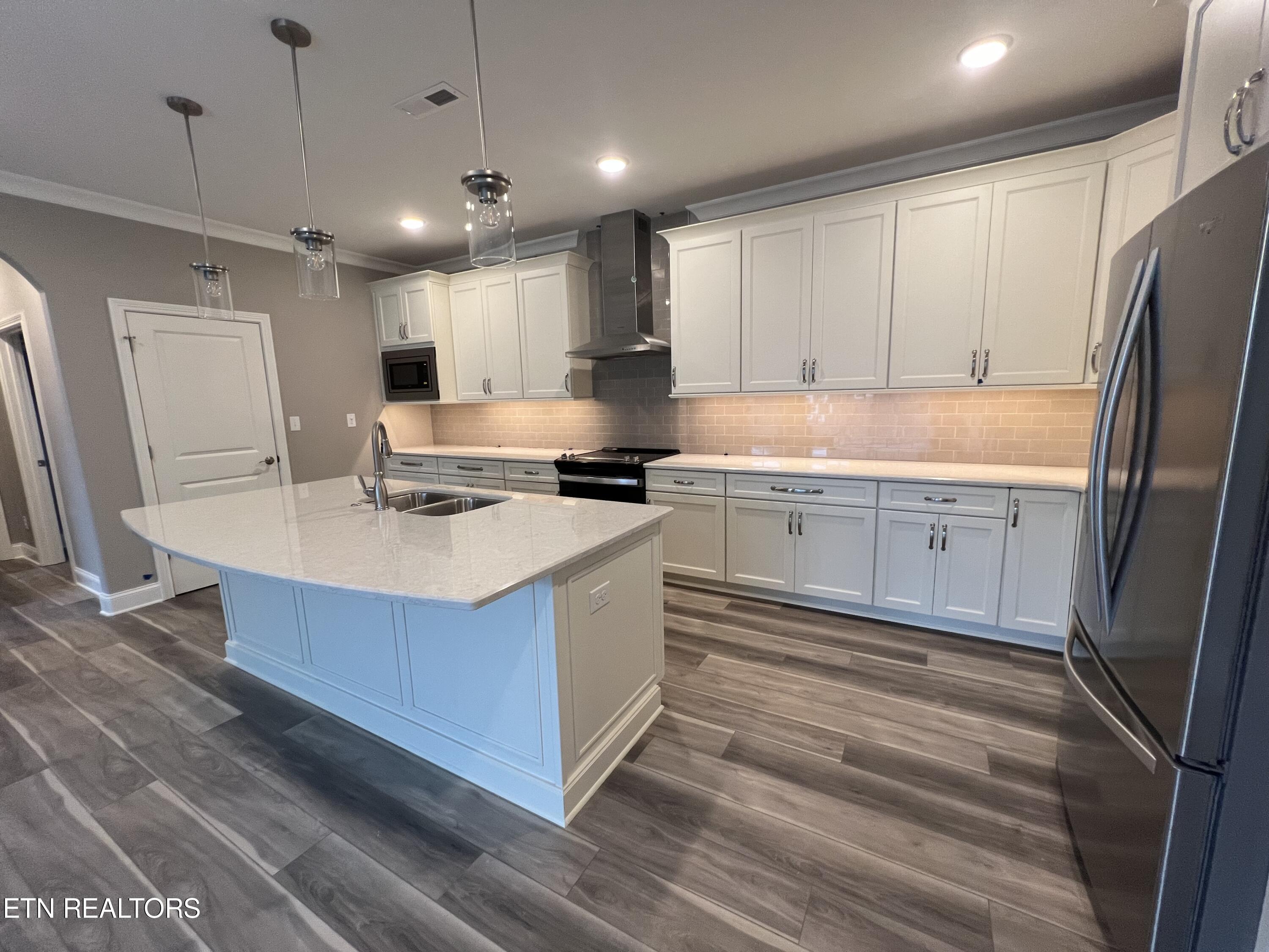120 Cherry Blossom Court Lenoir City TN 37772