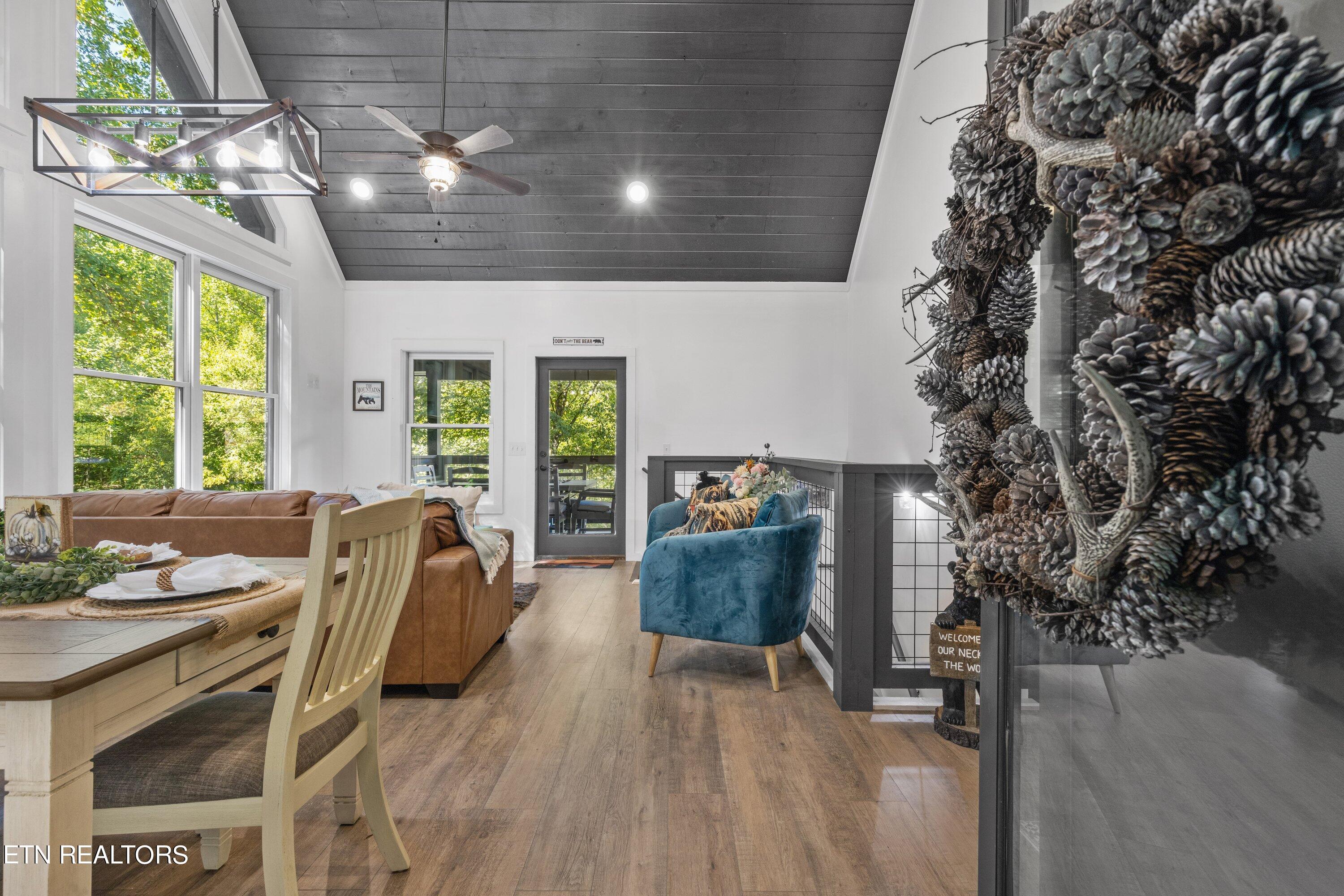 1906 Beach Front Drive Drive Sevierville TN 37876