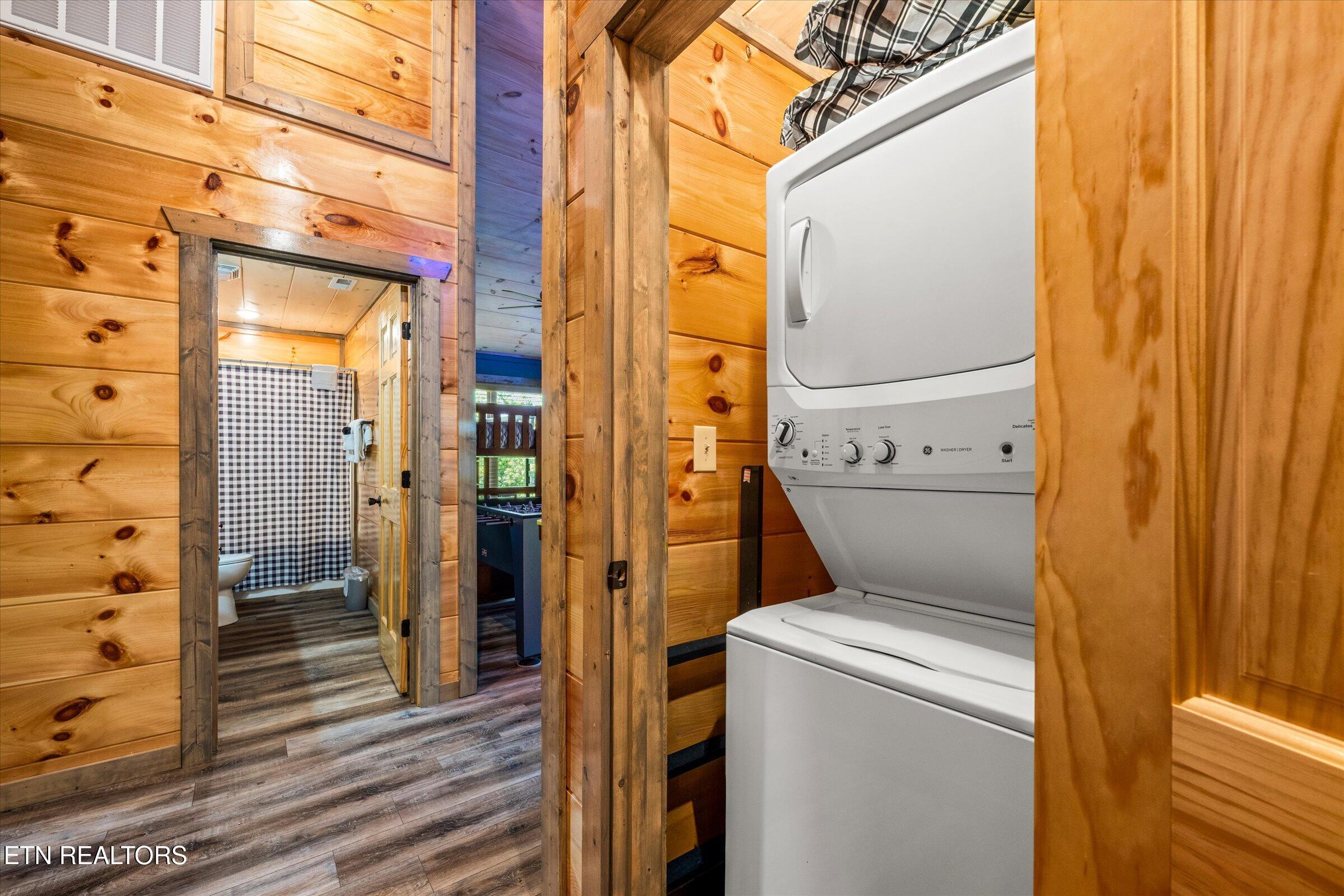 2243 Wingspan Drive Sevierville TN 37876
