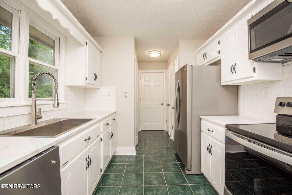 1723 Roane State Highway Harriman TN 37748