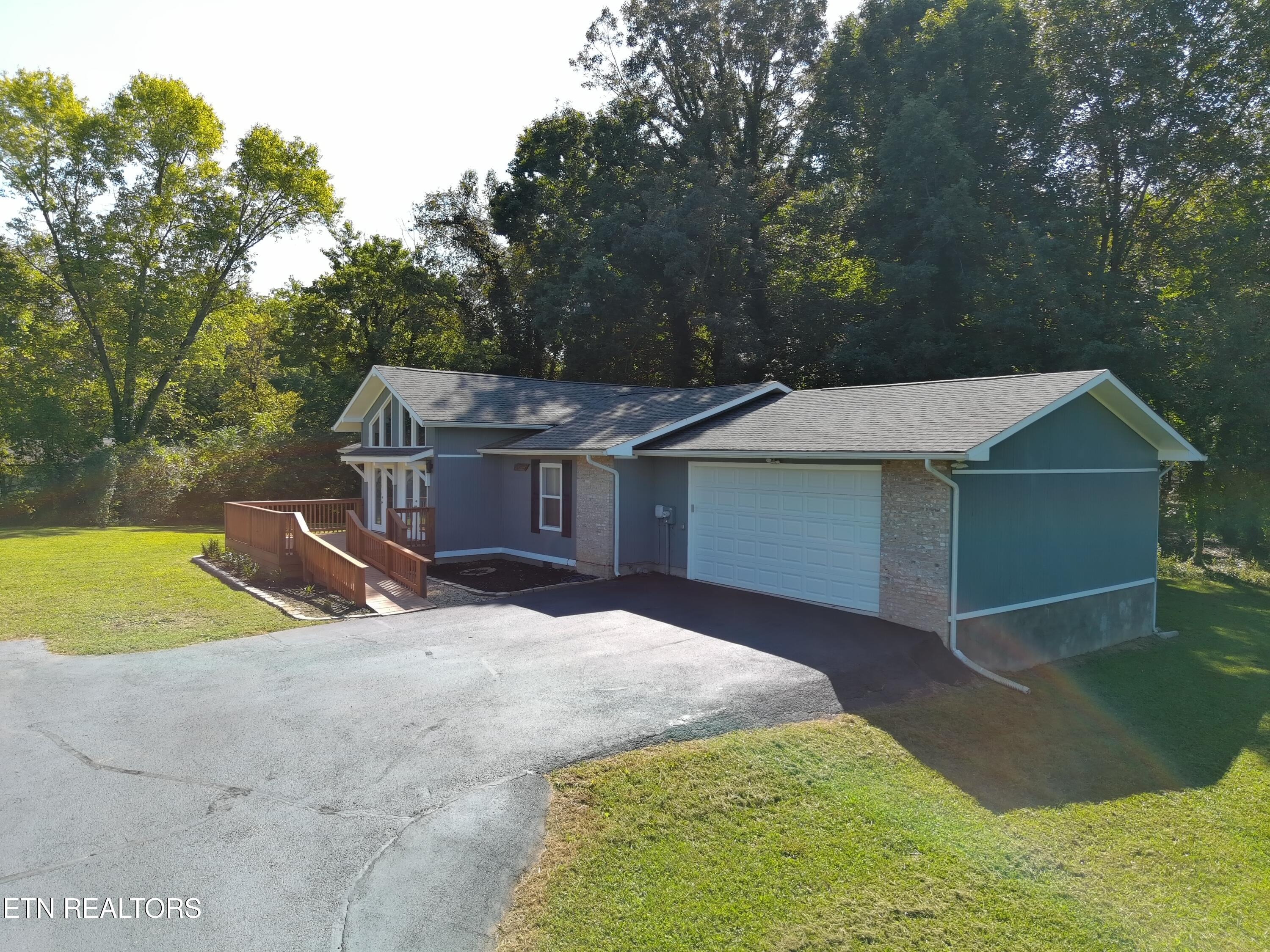 1723 Roane State Highway Harriman TN 37748