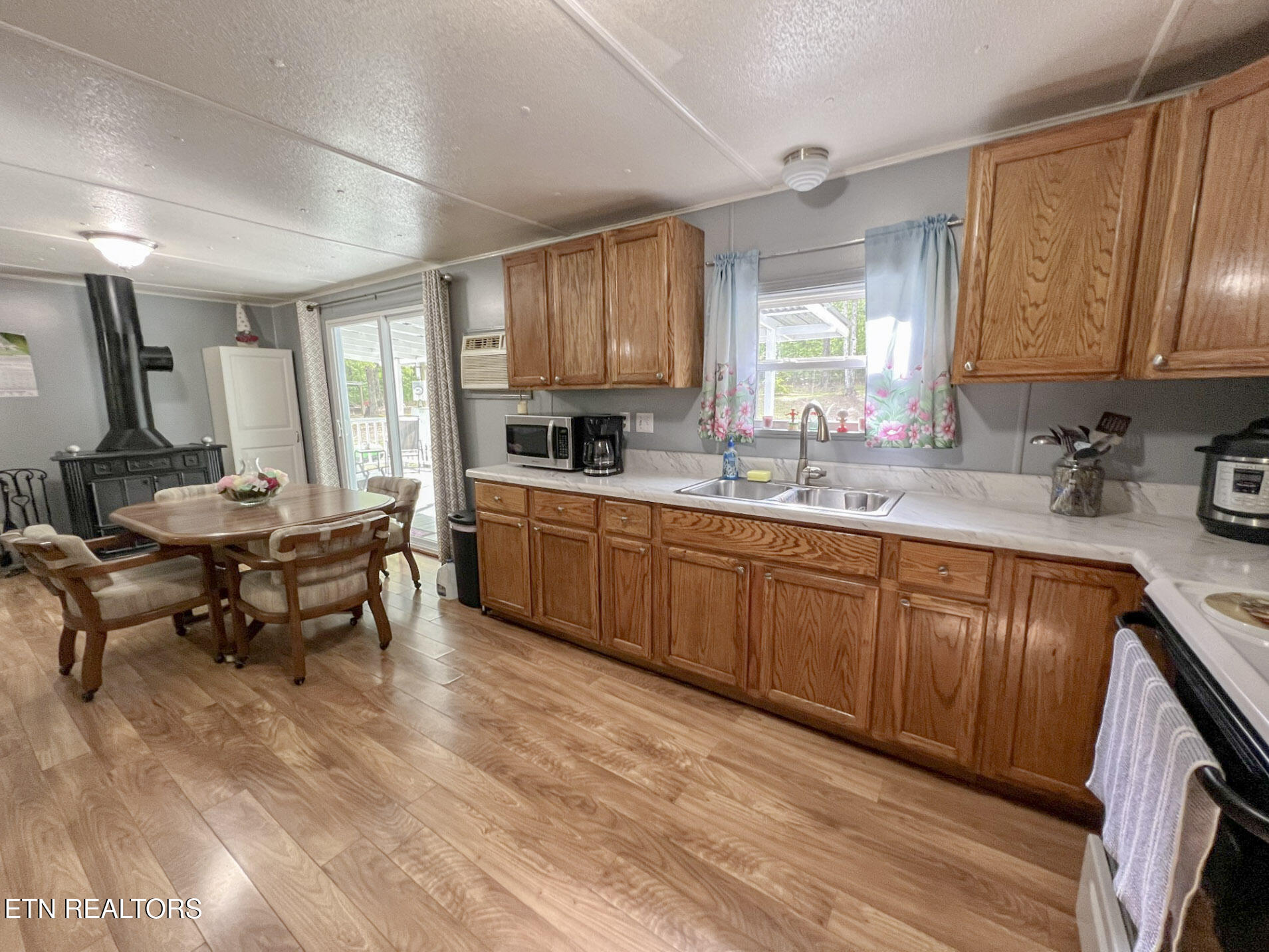 751 Ozone Access Road Rockwood TN 37854