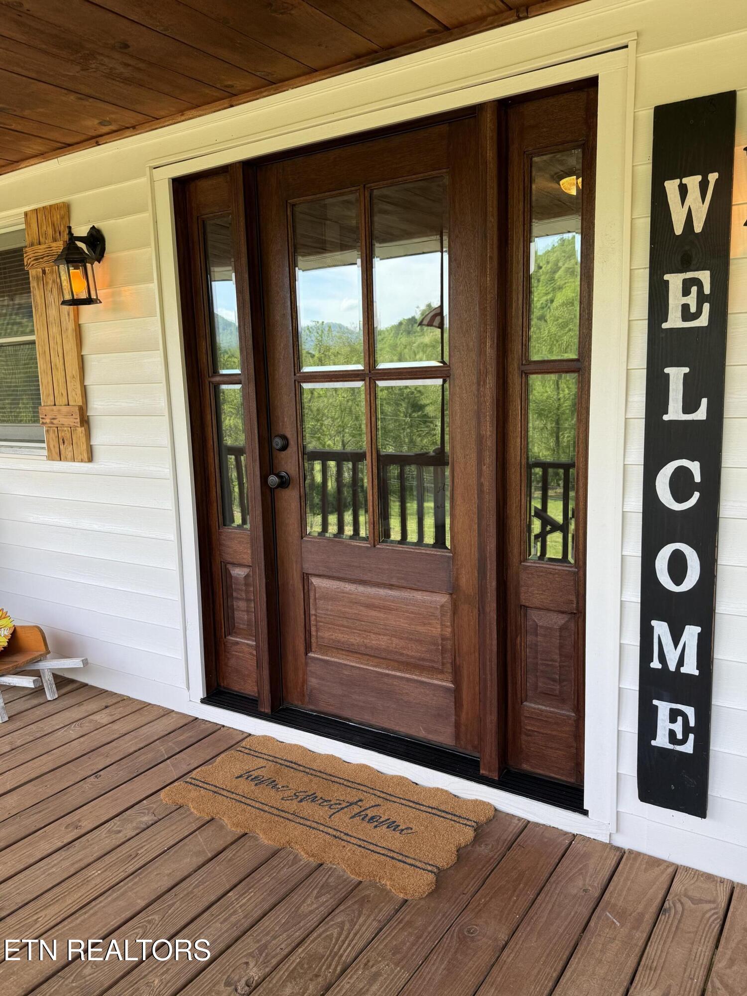 1976 Smoky Creek Road Huntsville TN 37756