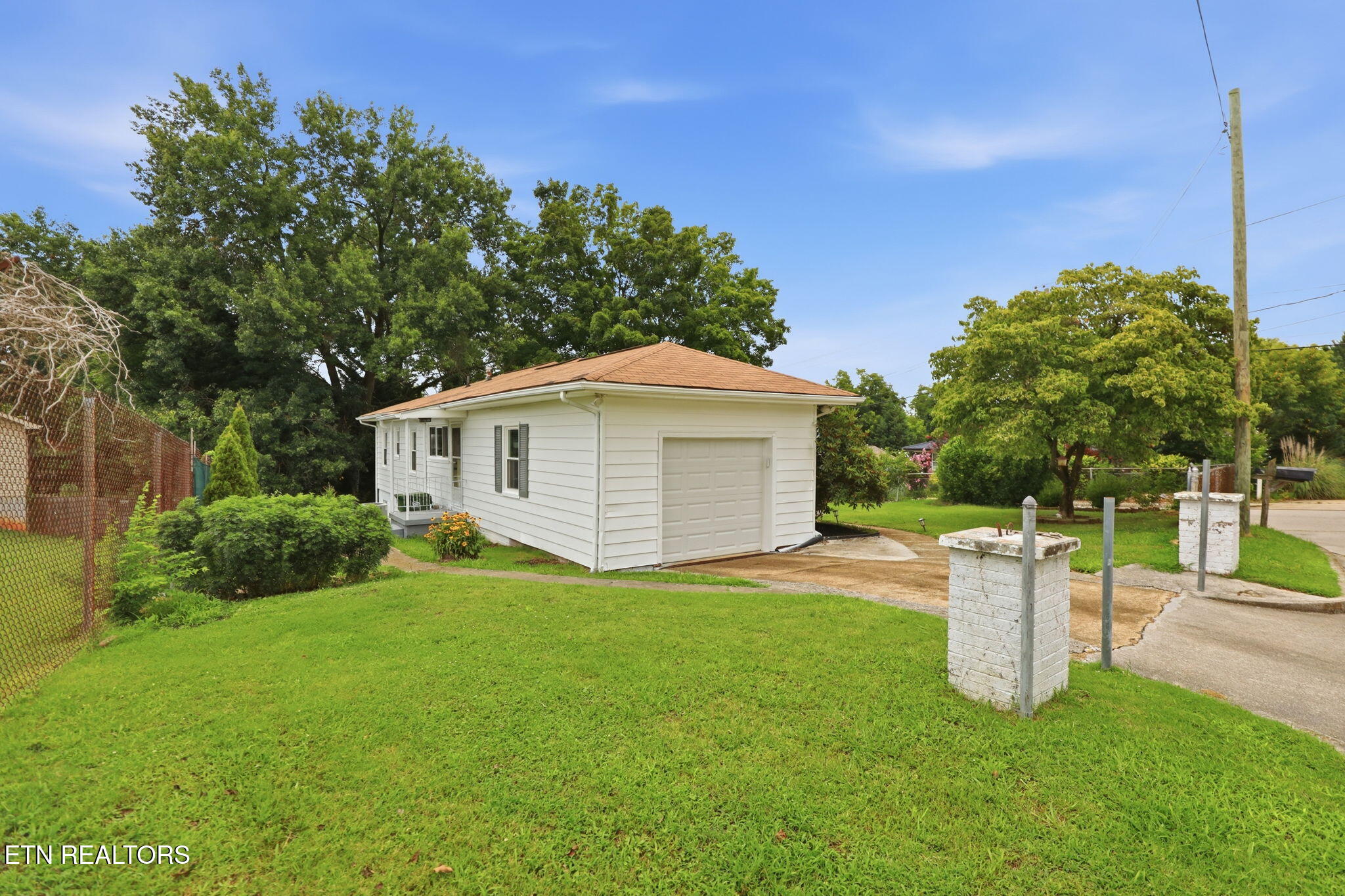 1717 Jefferson Avenue Maryville TN 37804