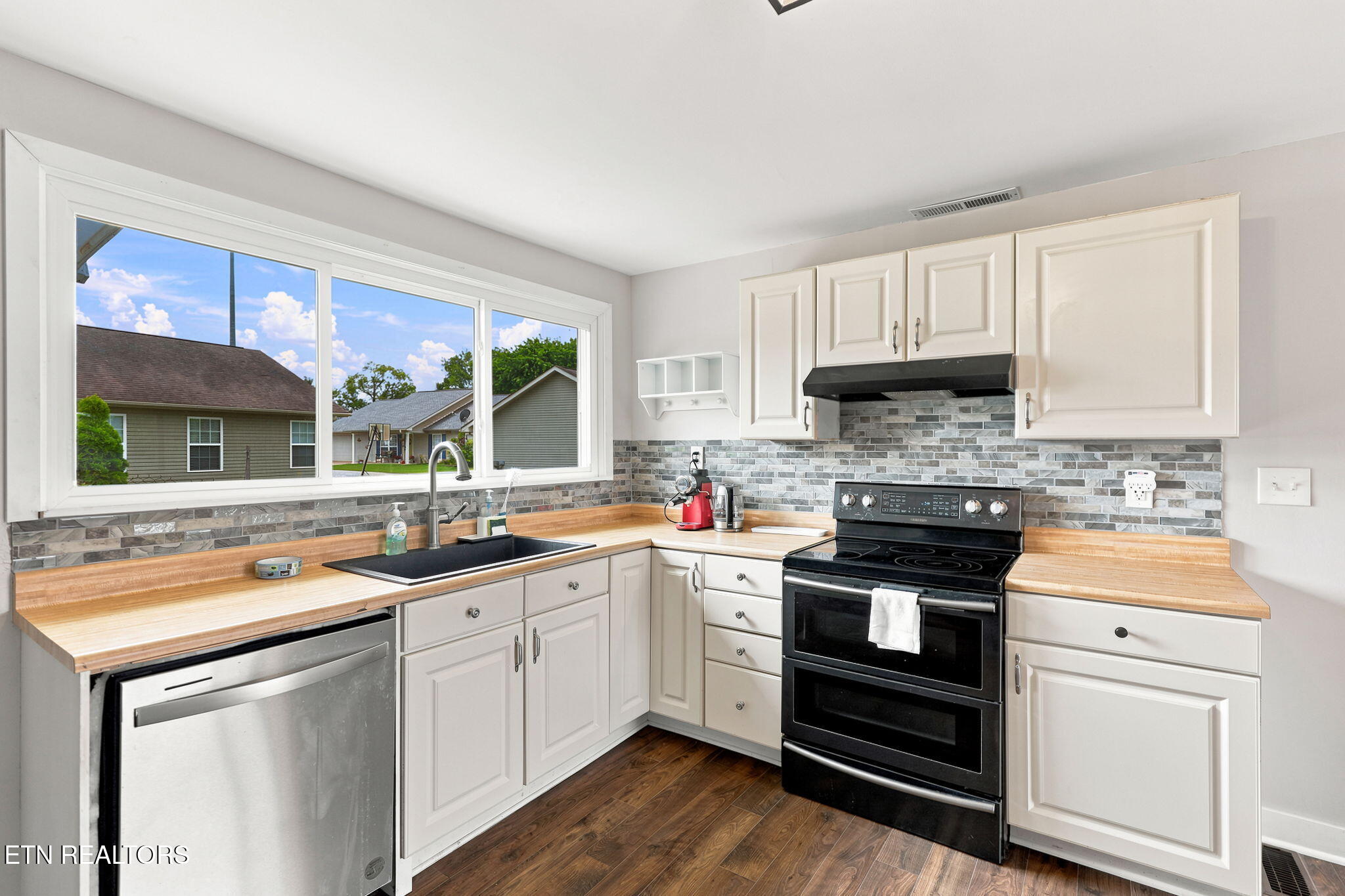 1717 Jefferson Avenue Maryville TN 37804