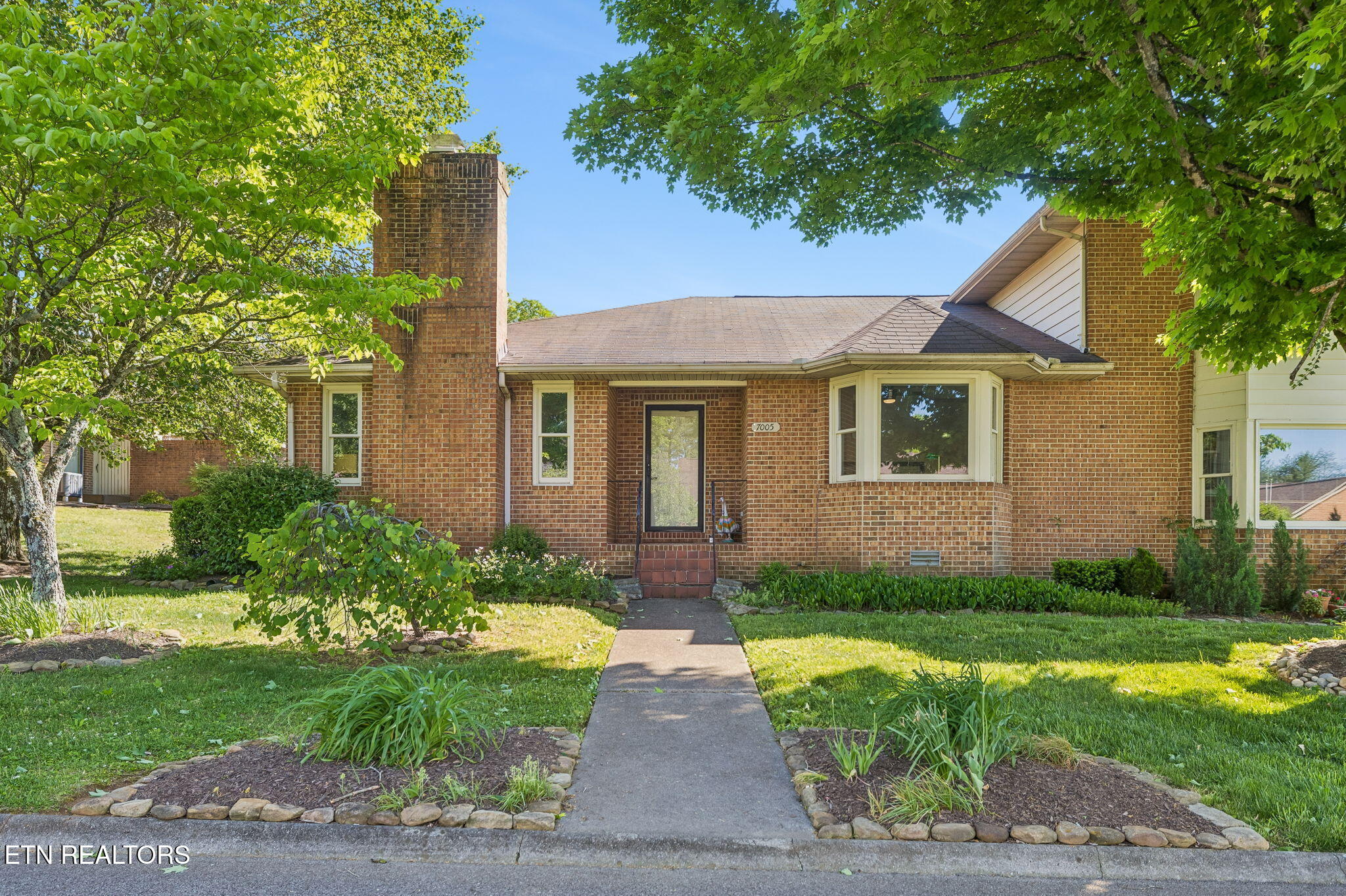 7005 Hunters Trail Knoxville TN 37921