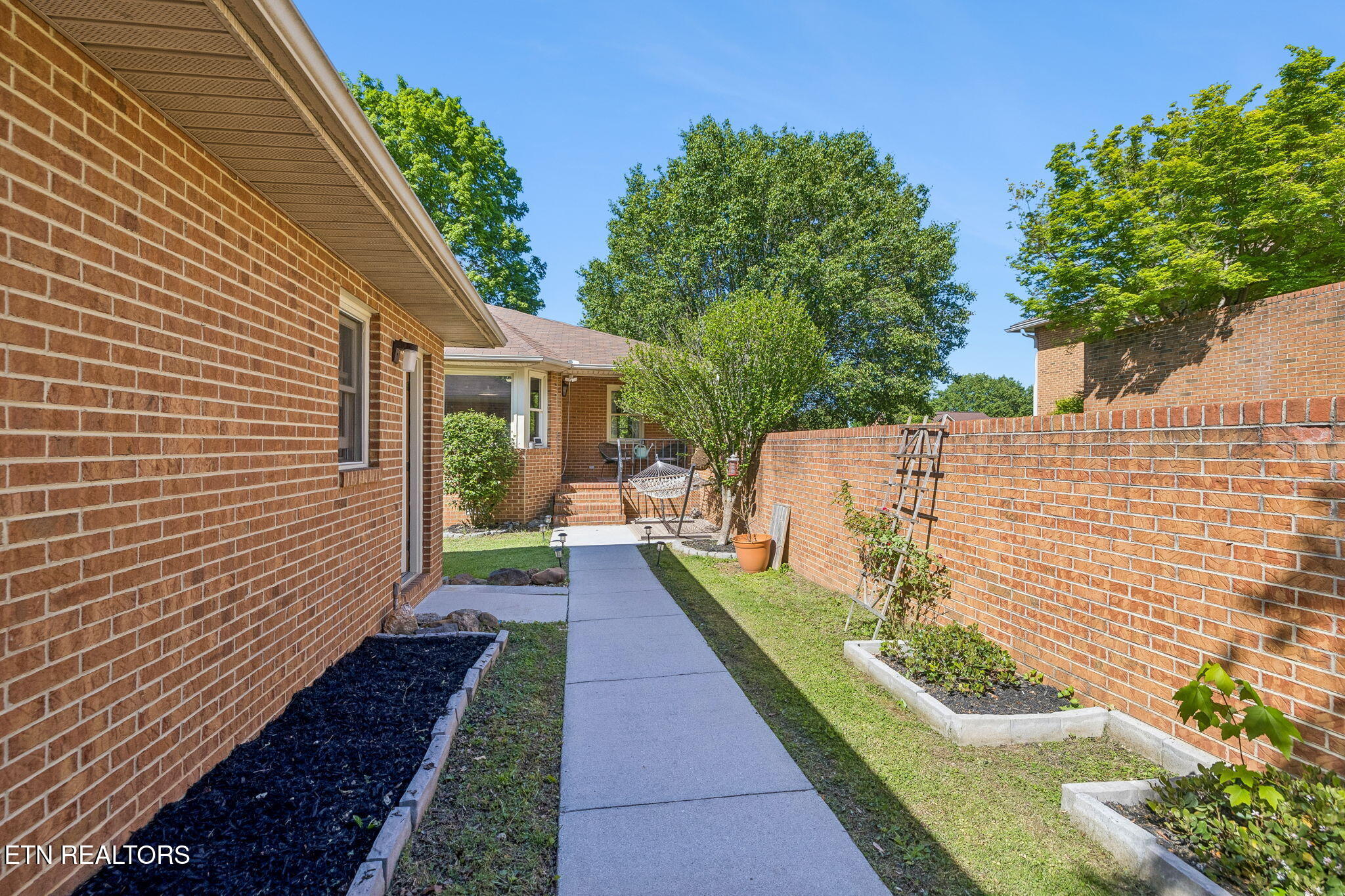 7005 Hunters Trail Knoxville TN 37921