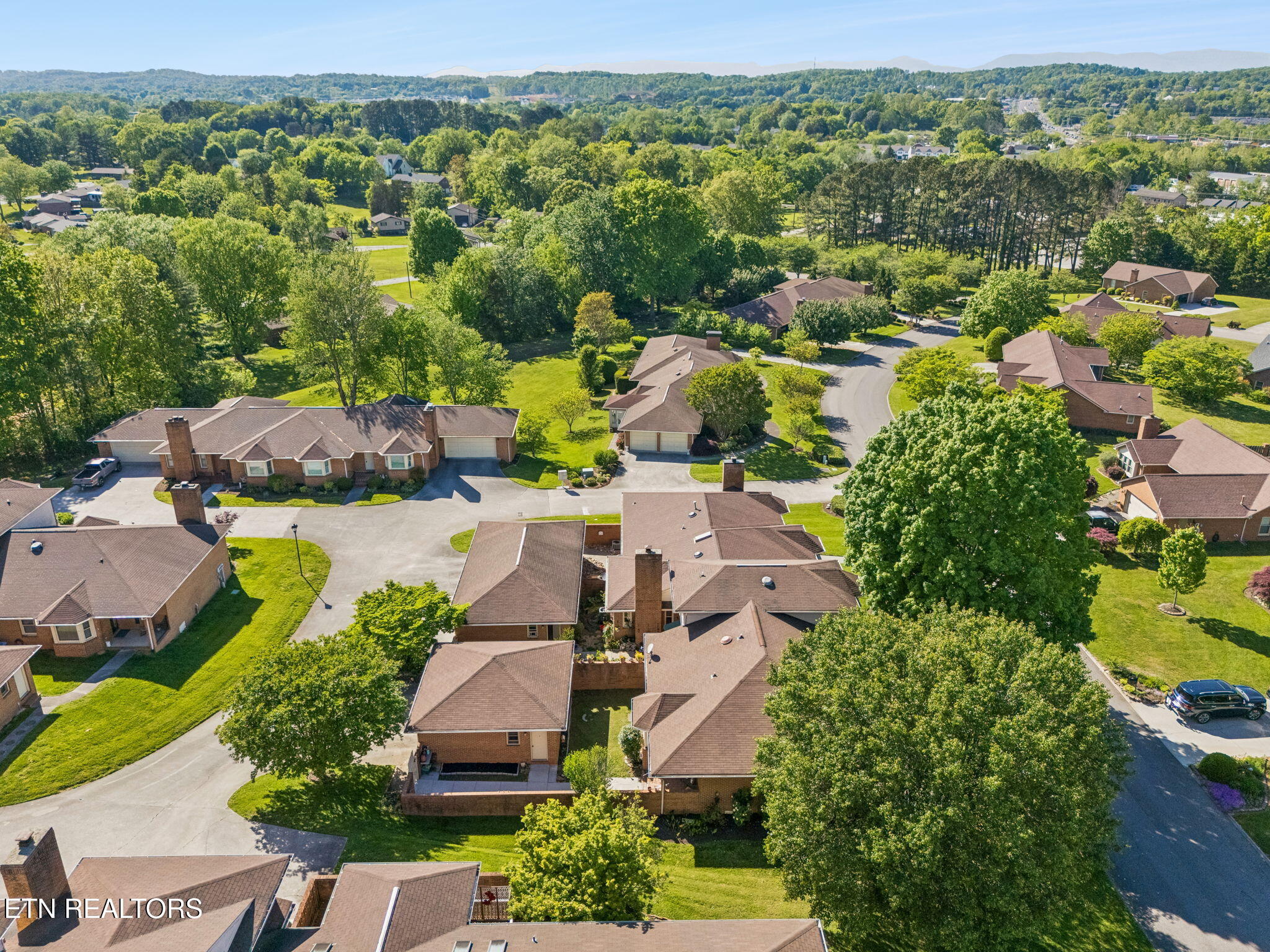 7005 Hunters Trail Knoxville TN 37921
