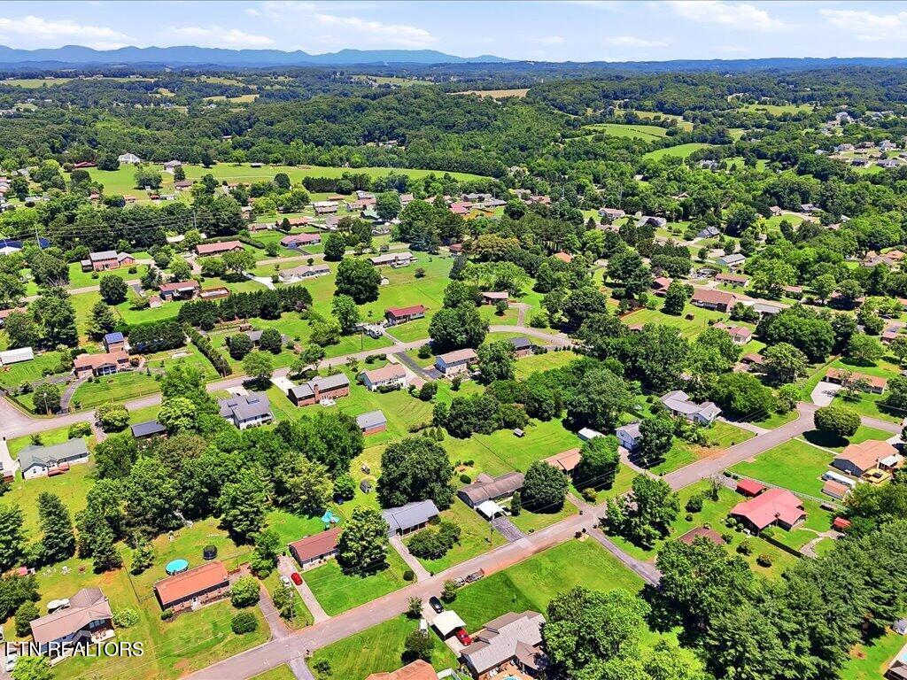 751 Crestview Circle Lenoir City TN 37772