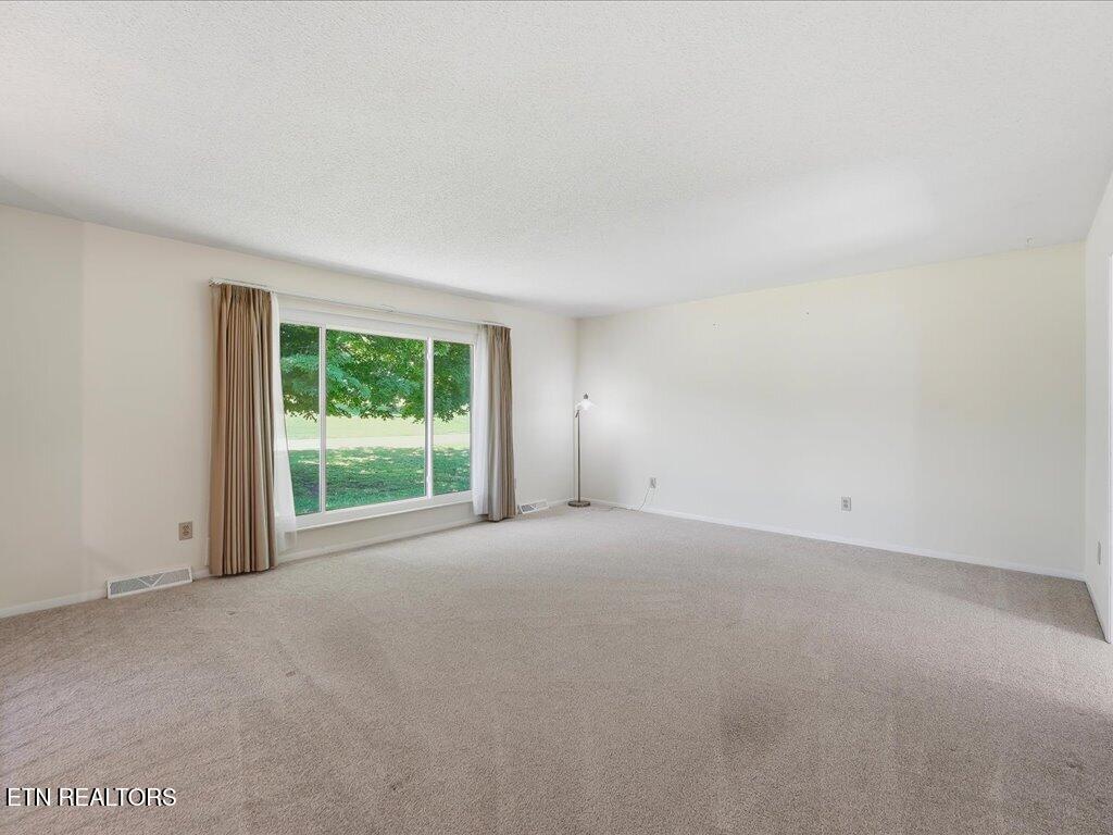 751 Crestview Circle Lenoir City TN 37772