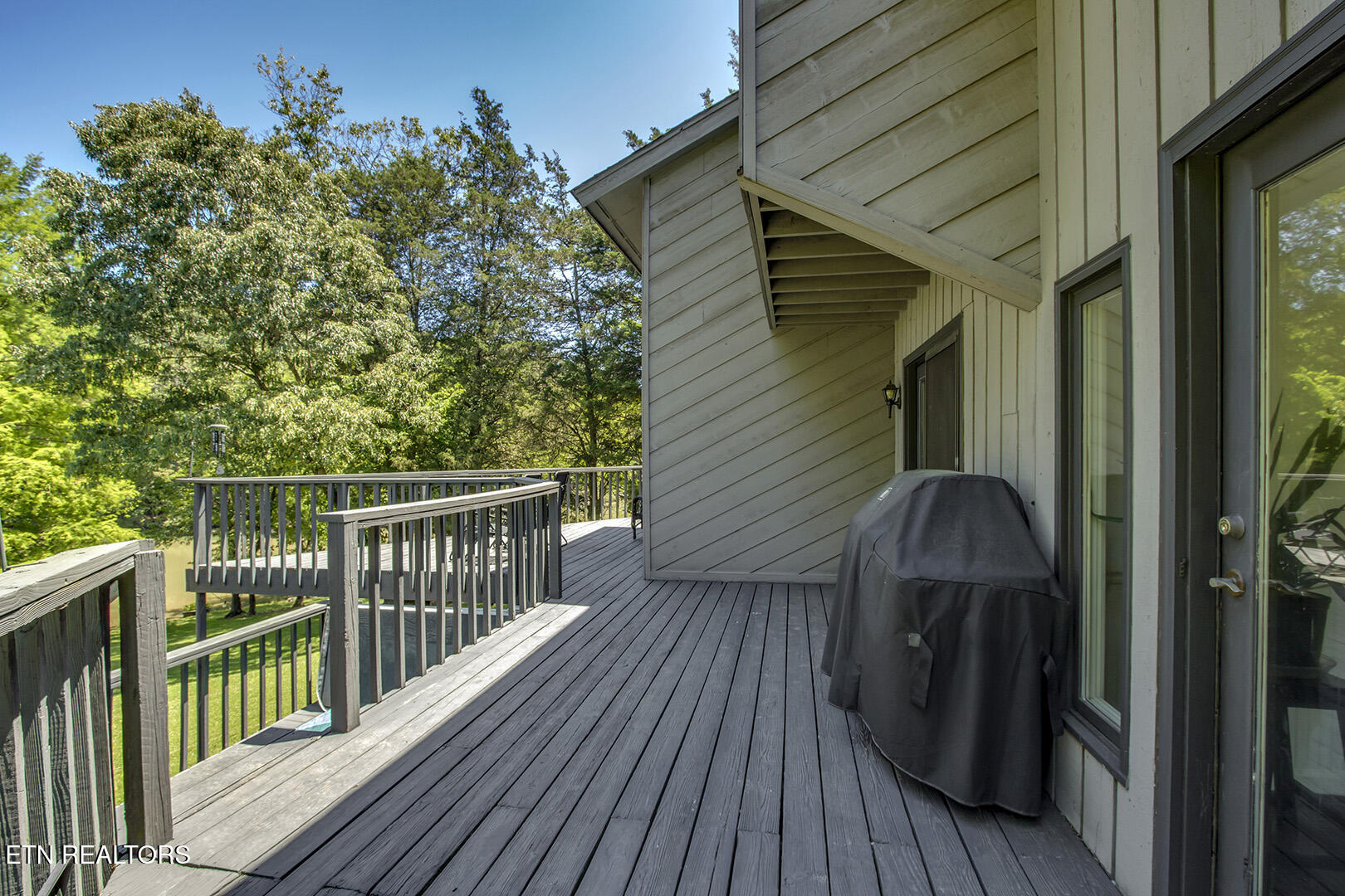 2092 Lakewood Drive Loudon TN 37774