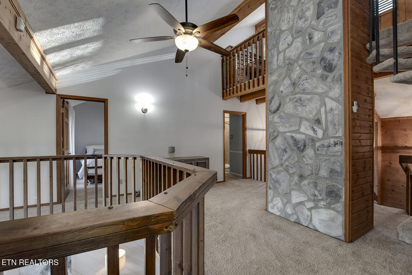 2092 Lakewood Drive Loudon TN 37774