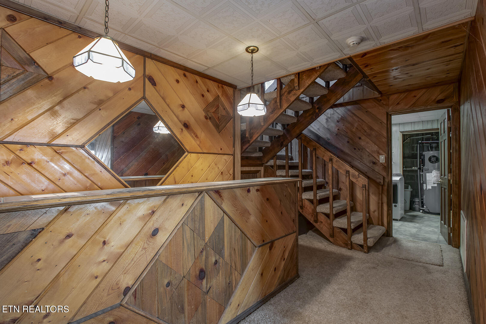 2092 Lakewood Drive Loudon TN 37774