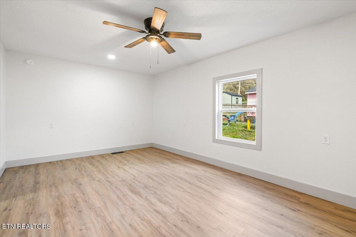 313 E Prospect Street Lafollette TN 37766