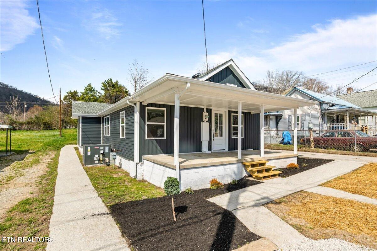 313 E Prospect Street Lafollette TN 37766