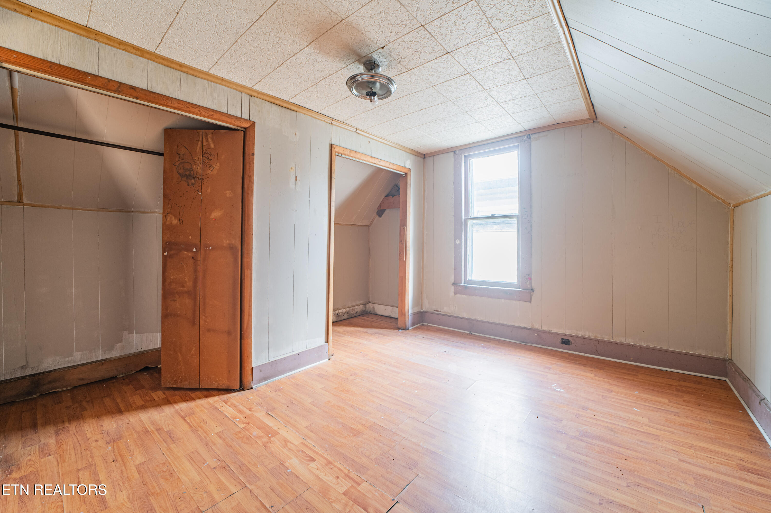 306 Carter Avenue Harriman TN 37748
