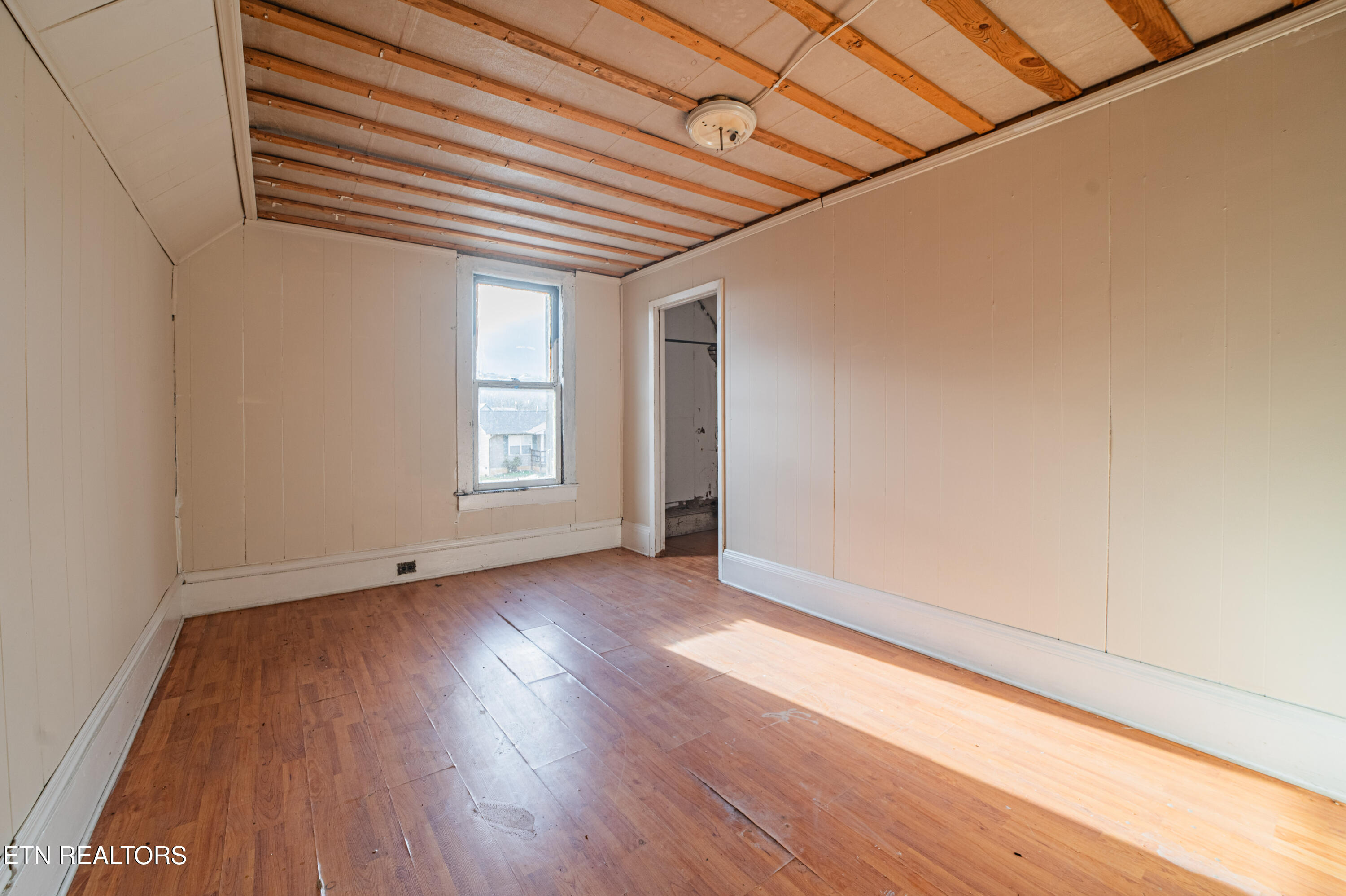 306 Carter Avenue Harriman TN 37748