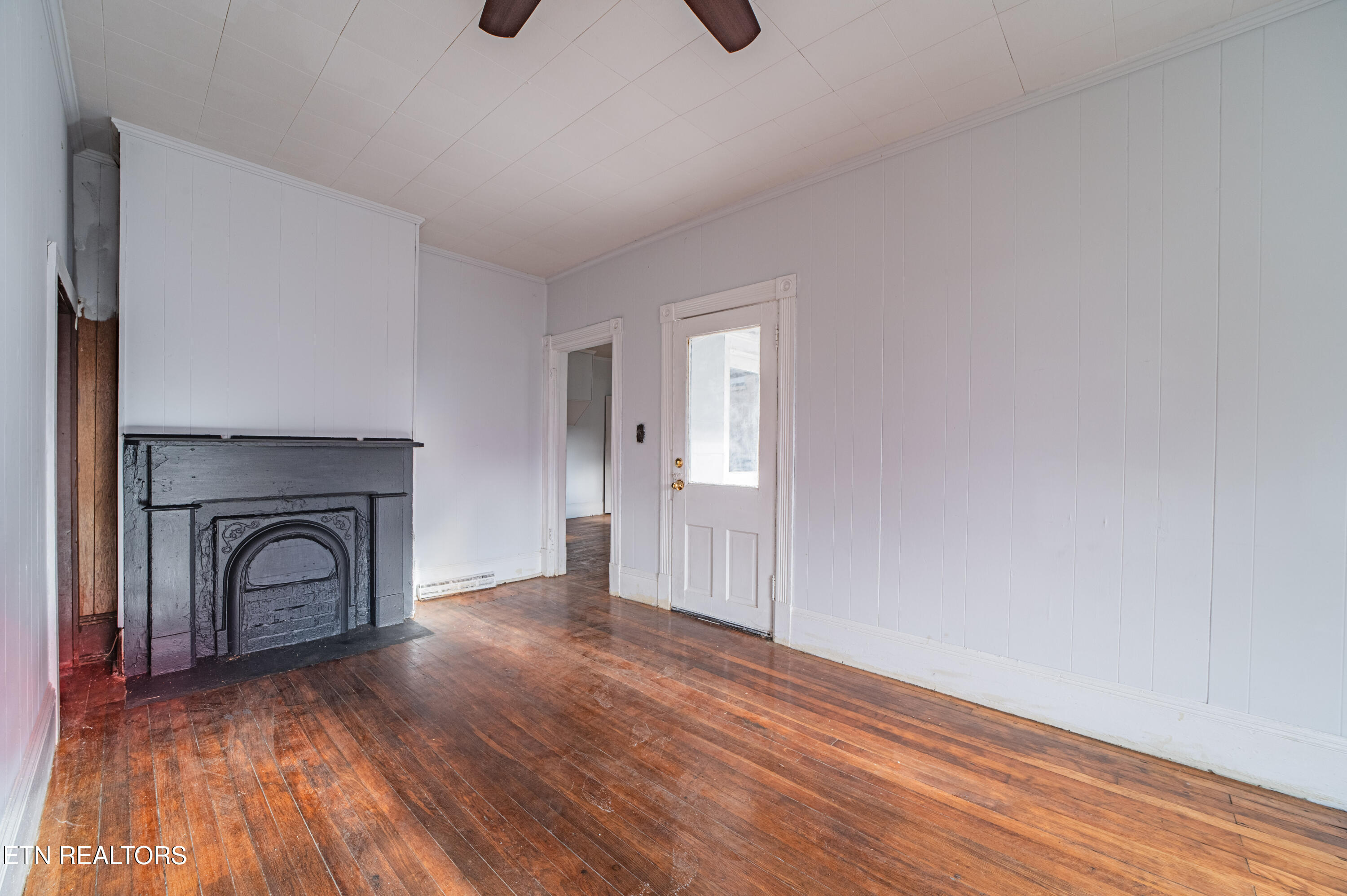306 Carter Avenue Harriman TN 37748