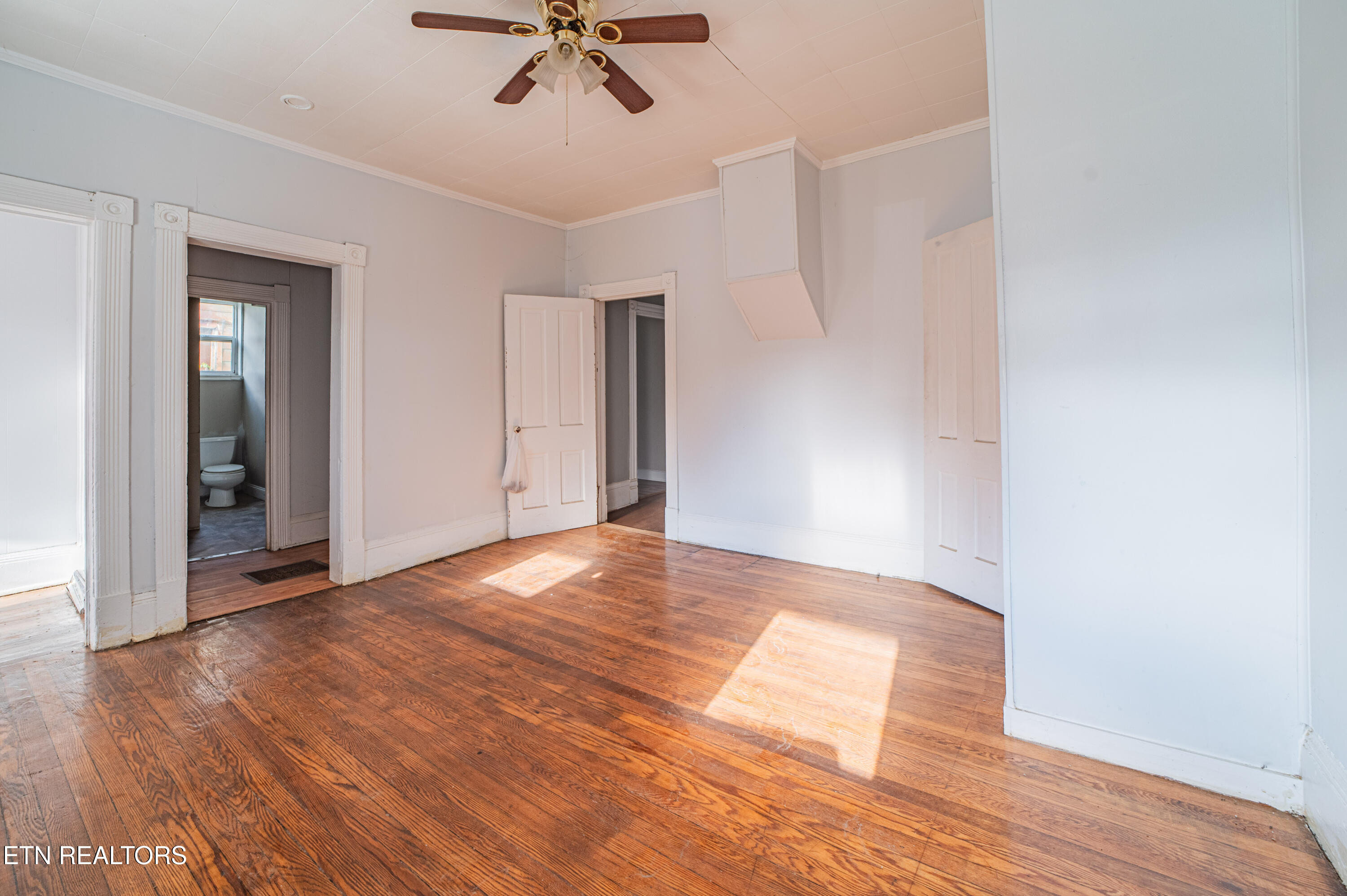 306 Carter Avenue Harriman TN 37748