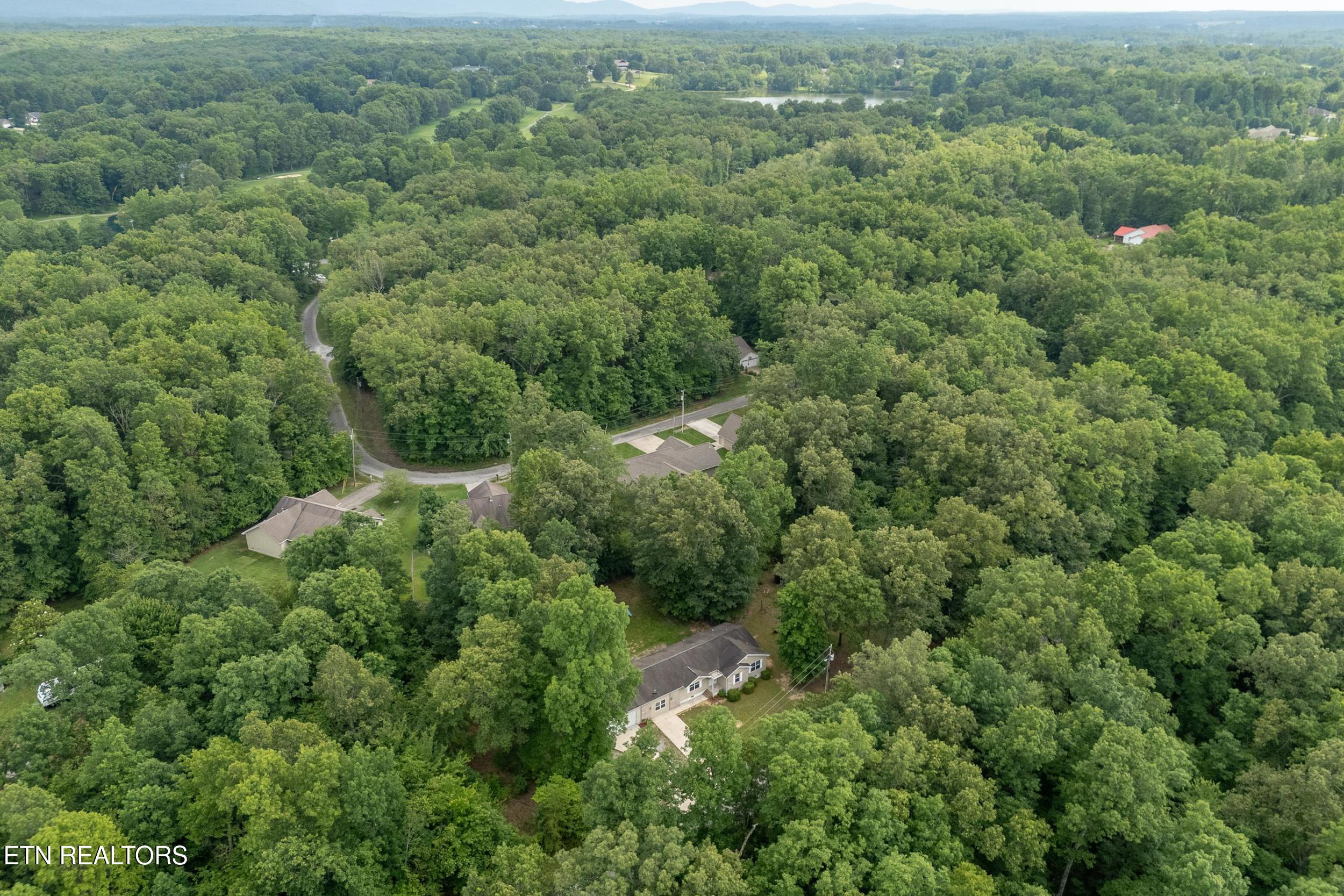 4038 Desoto Drive Crossville TN 38572