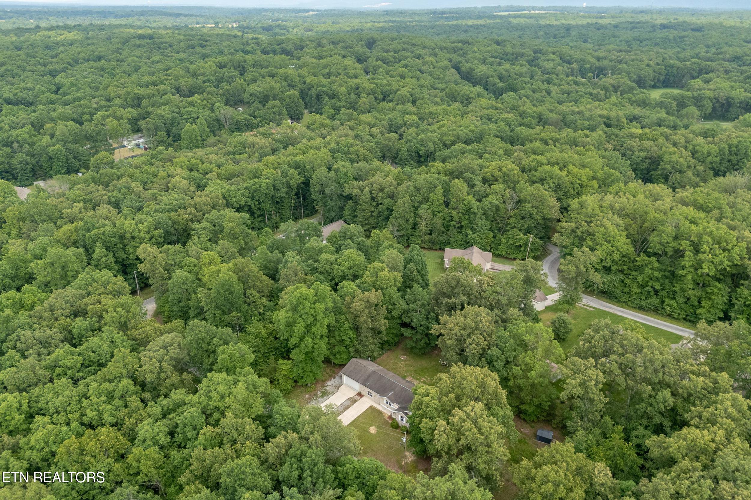 4038 Desoto Drive Crossville TN 38572
