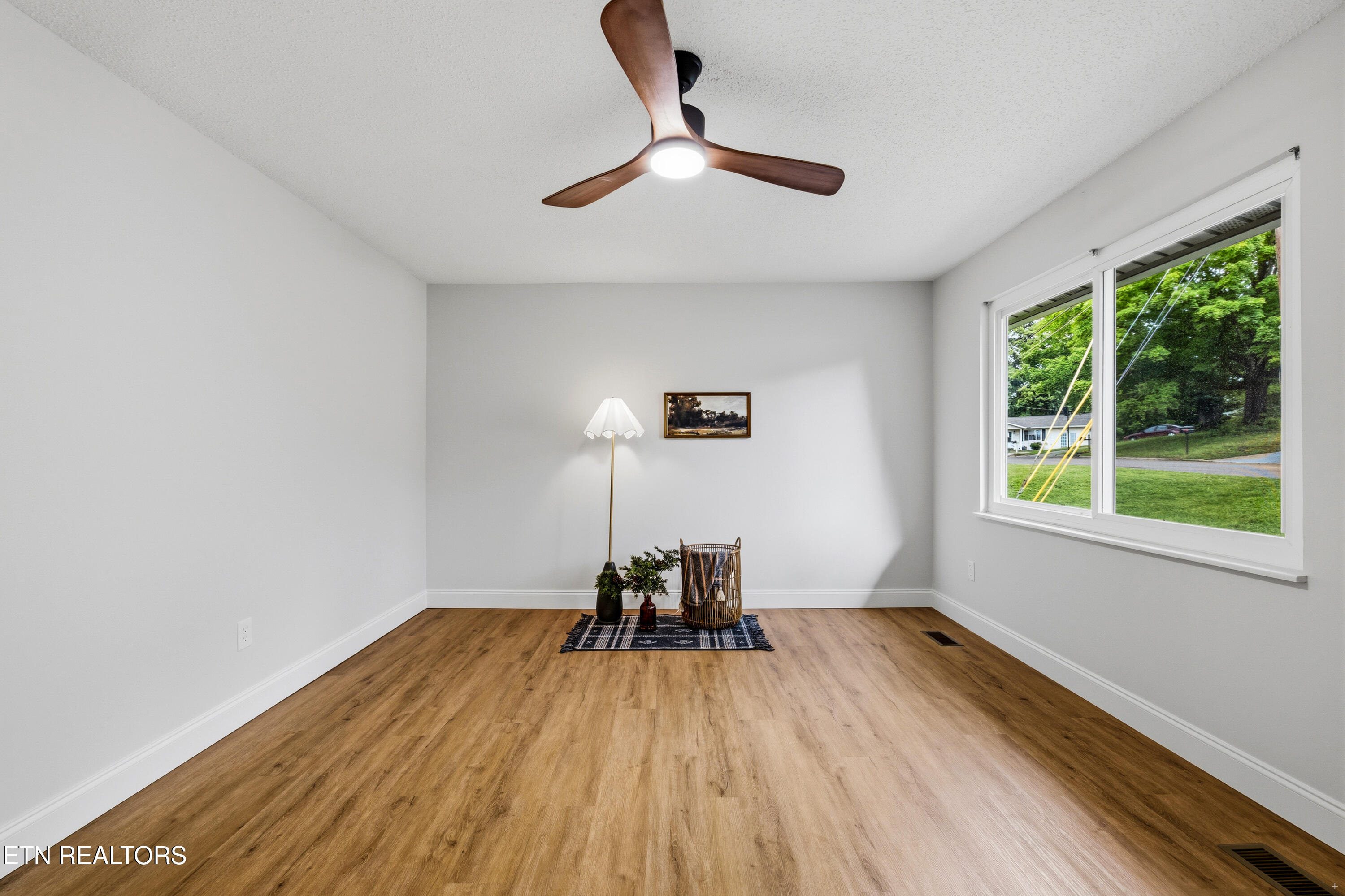 1715 Ambling Lane Knoxville TN 37912