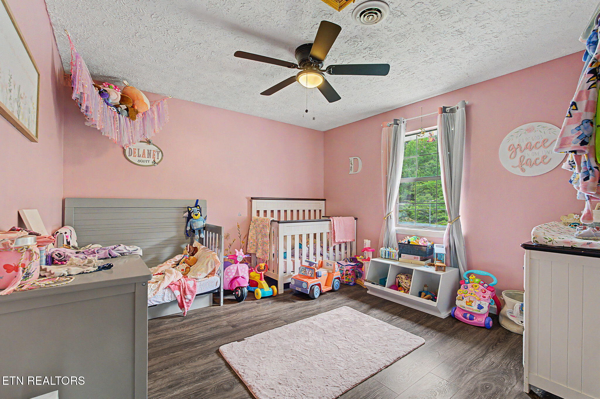 524 Pine Mountain Road Pigeon Forge TN 37863