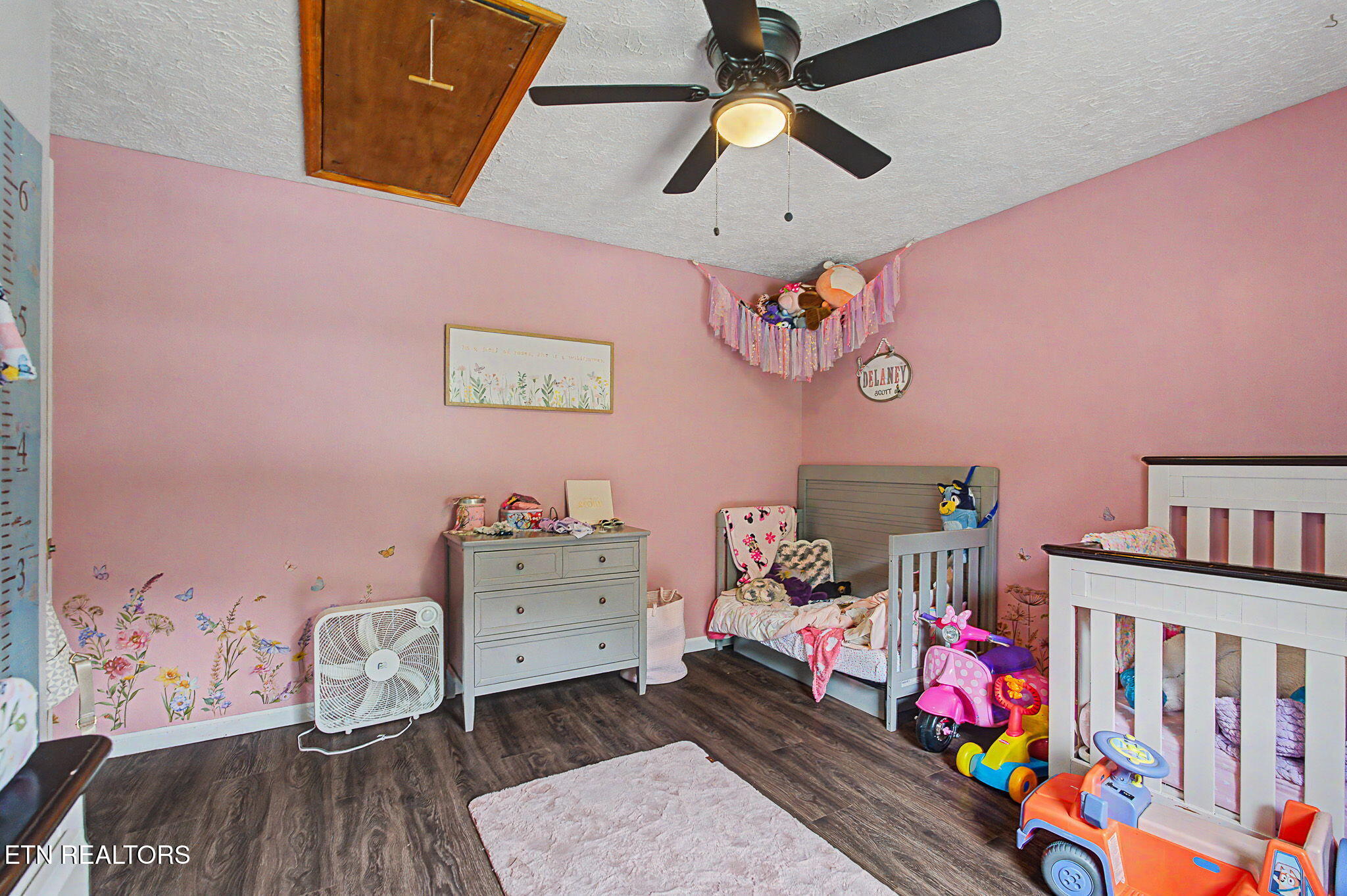 524 Pine Mountain Road Pigeon Forge TN 37863