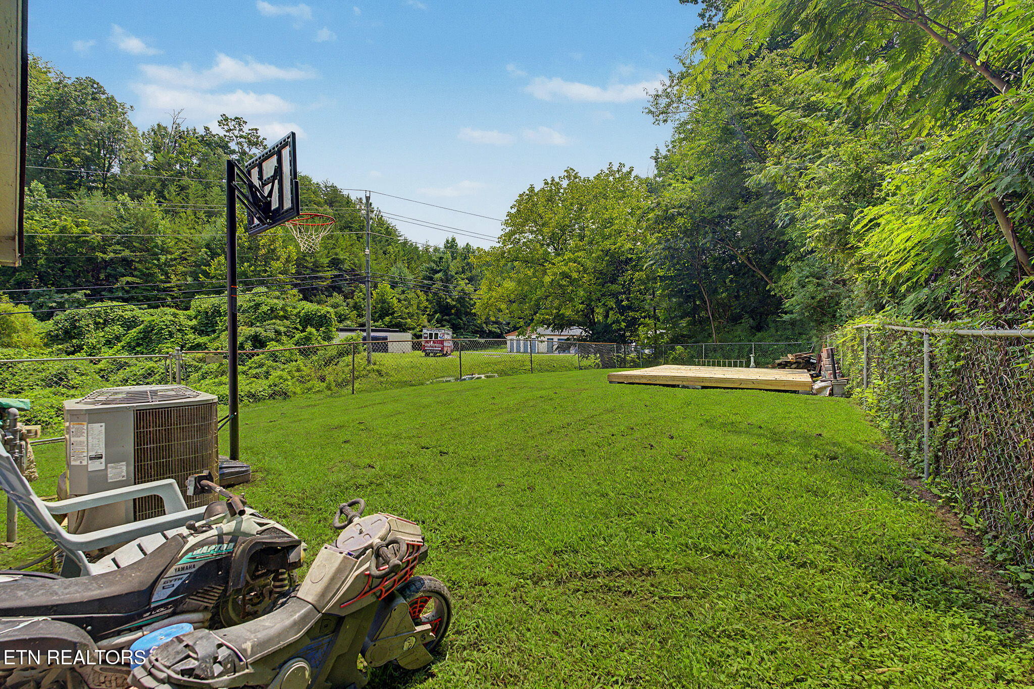 524 Pine Mountain Road Pigeon Forge TN 37863