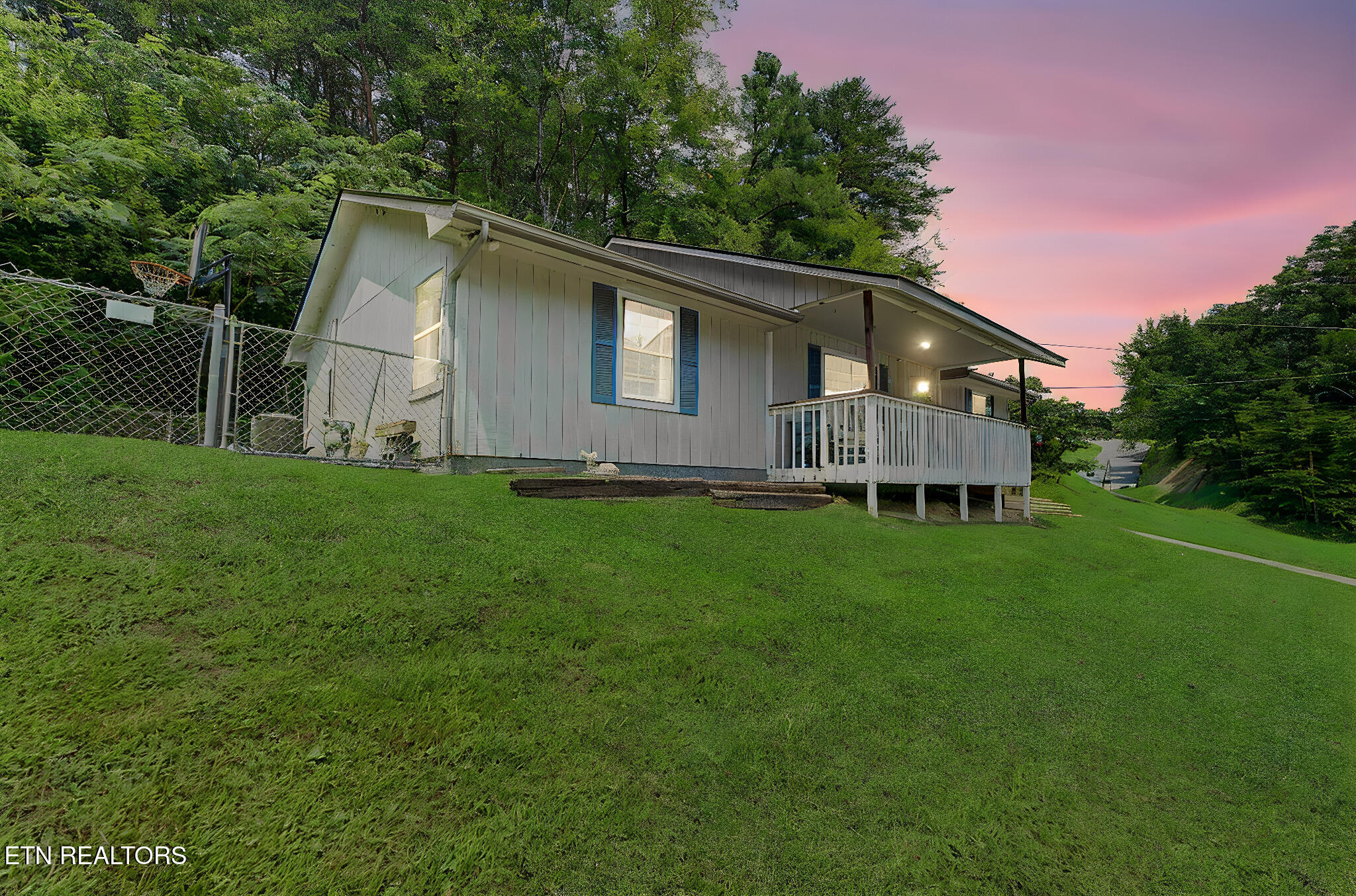 524 Pine Mountain Road Pigeon Forge TN 37863