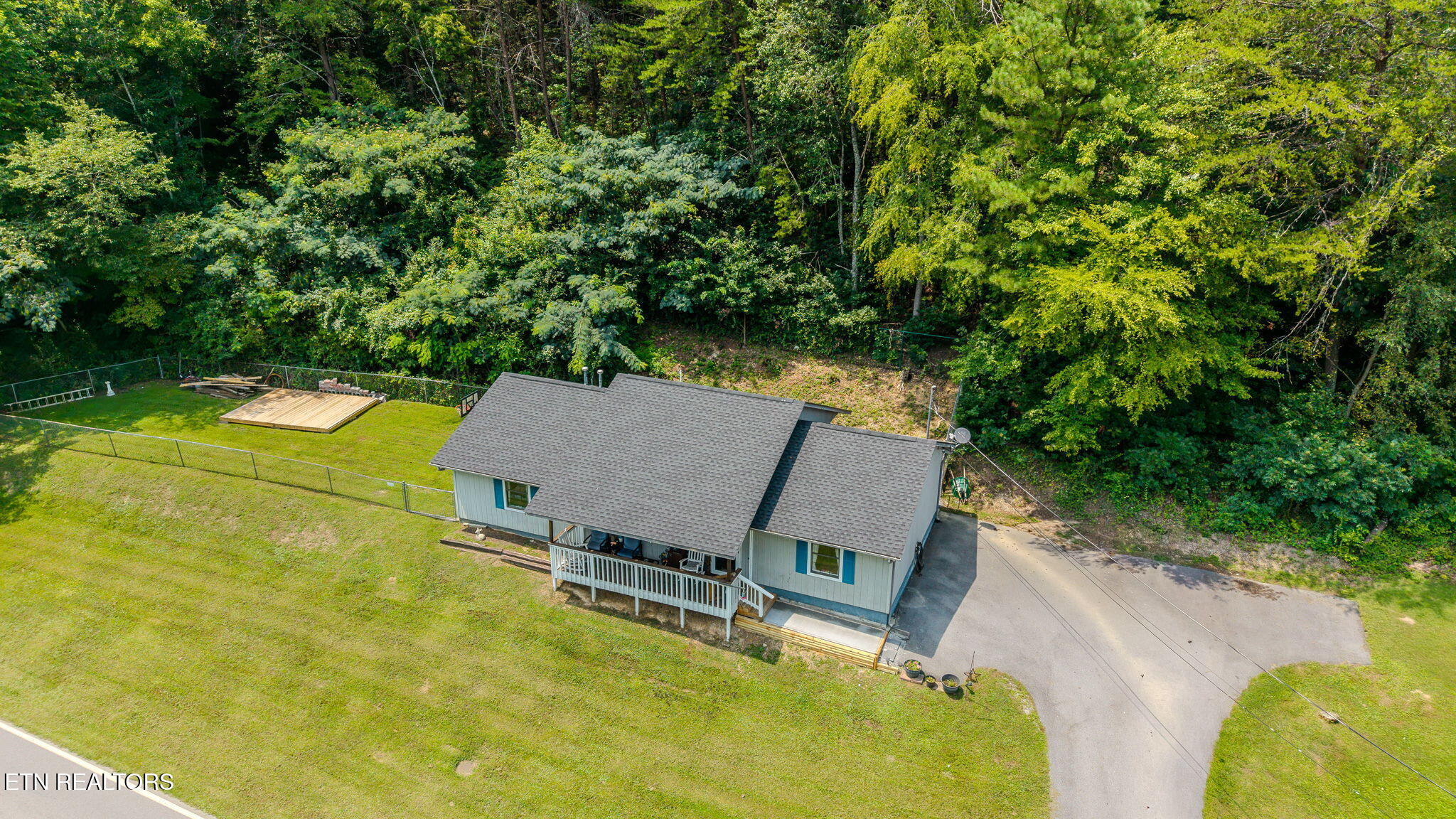 524 Pine Mountain Road Pigeon Forge TN 37863