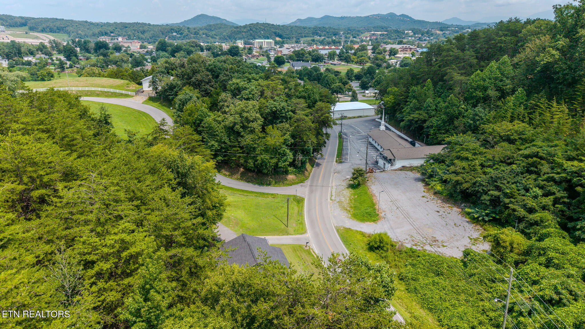 524 Pine Mountain Road Pigeon Forge TN 37863