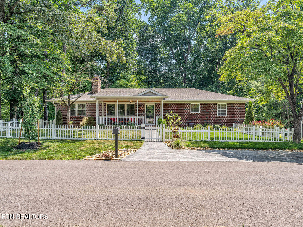 5728 Oak Road Knoxville TN 37918