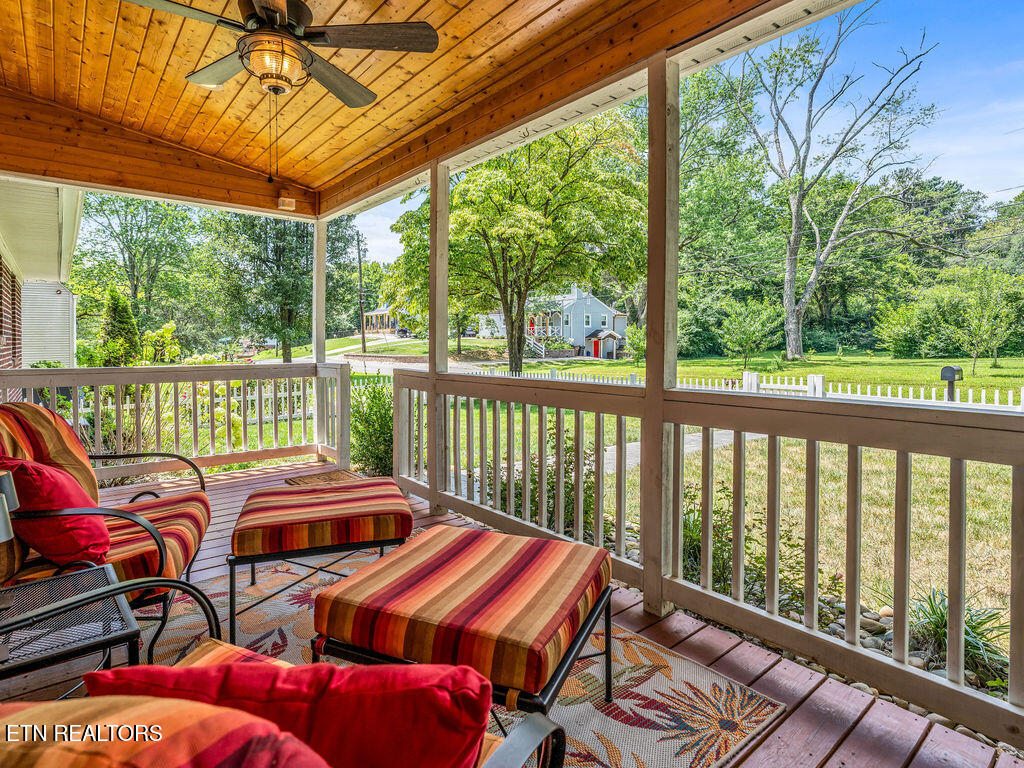 5728 Oak Road Knoxville TN 37918
