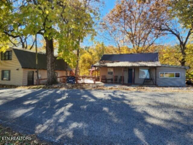 450 Cedar Hill Road Celina TN 38551