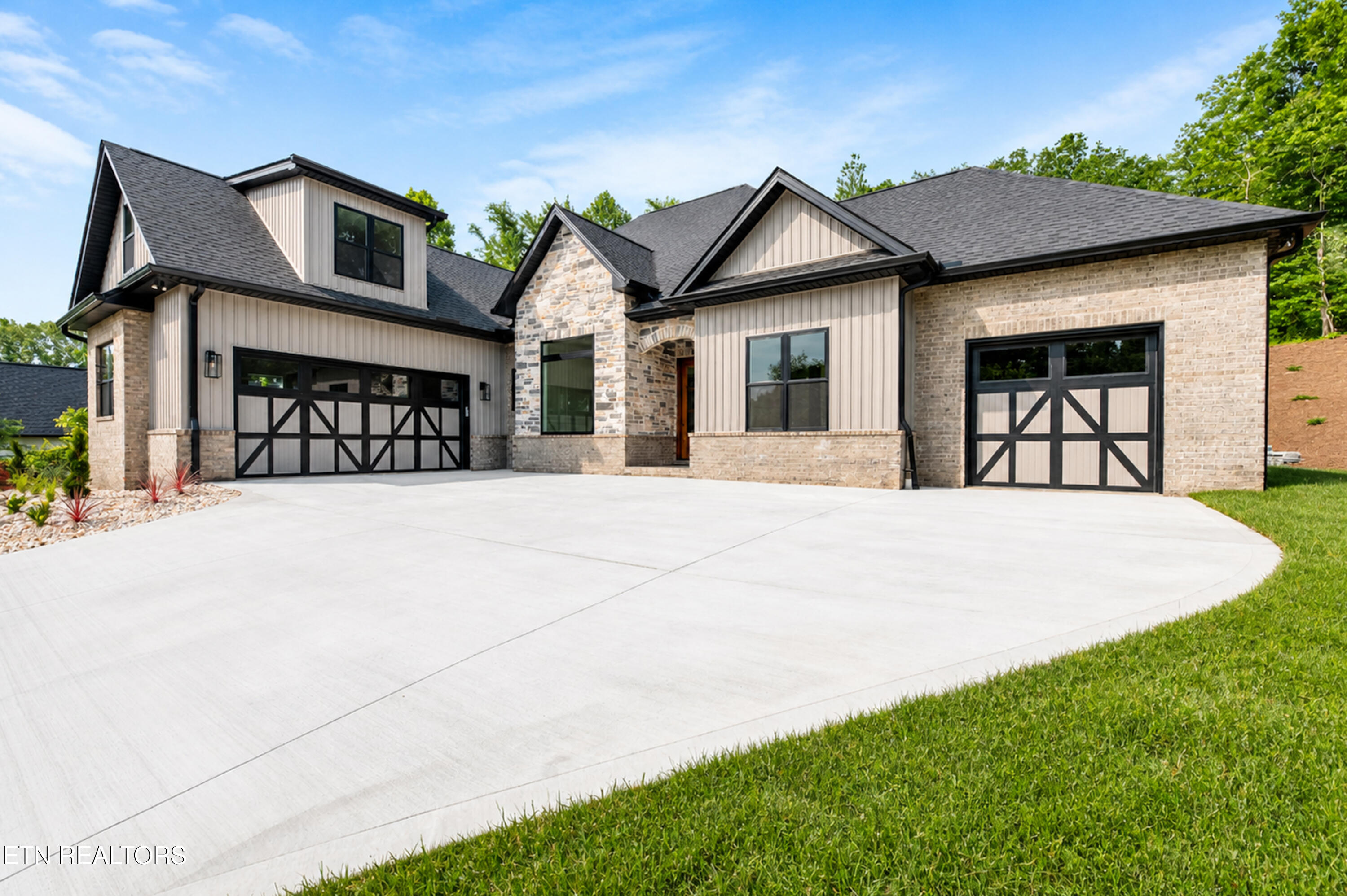 144 Cheeyo Way Loudon TN 37774