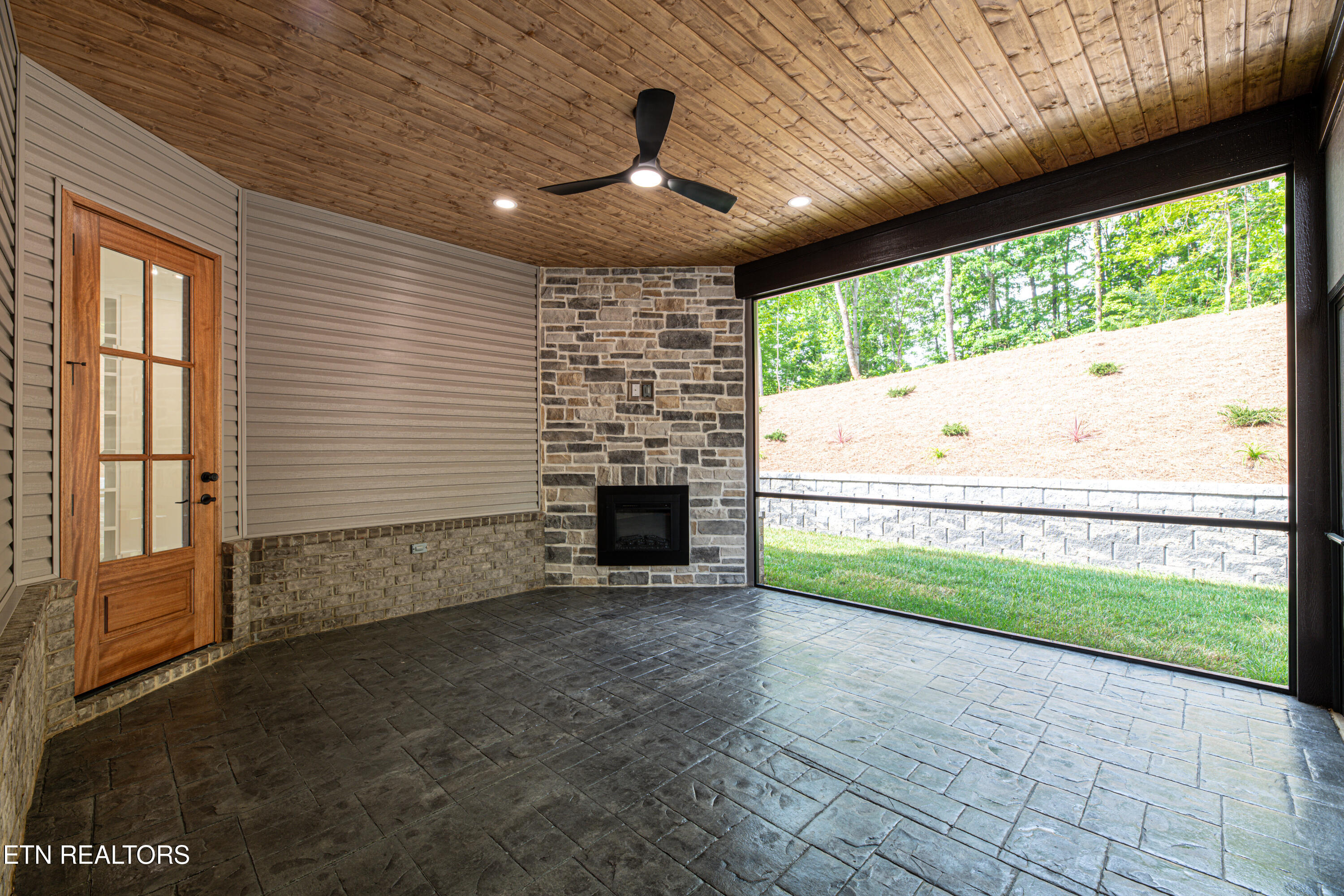 144 Cheeyo Way Loudon TN 37774