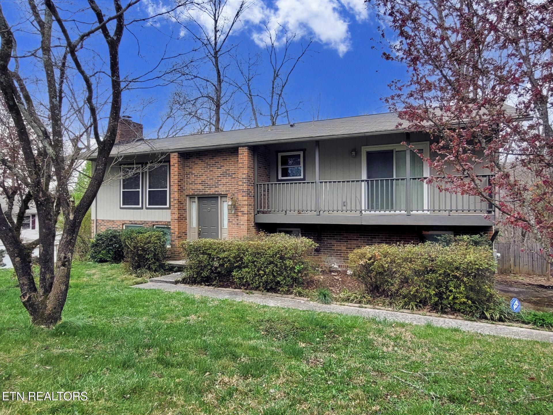 18 Moore Lane Oak Ridge TN 37830
