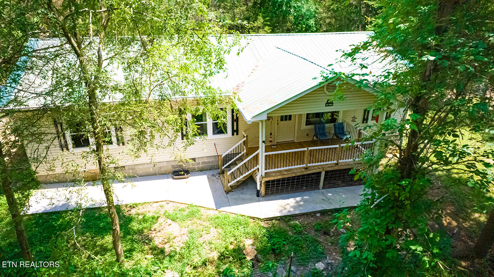 467 Sleepy Valley Road Madisonville TN 37354