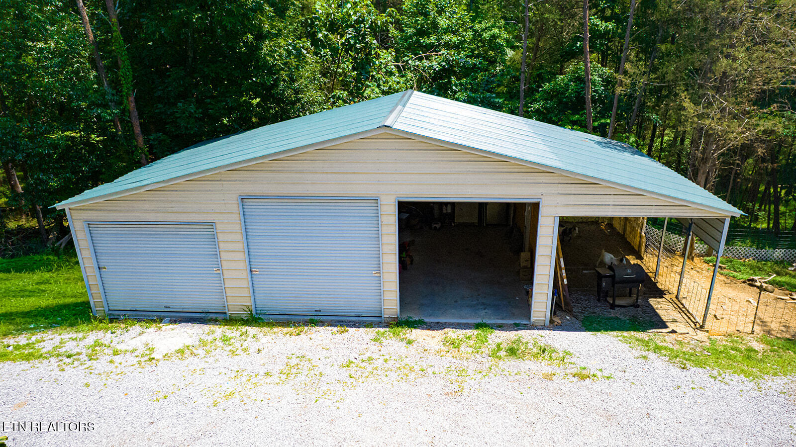 467 Sleepy Valley Road Madisonville TN 37354