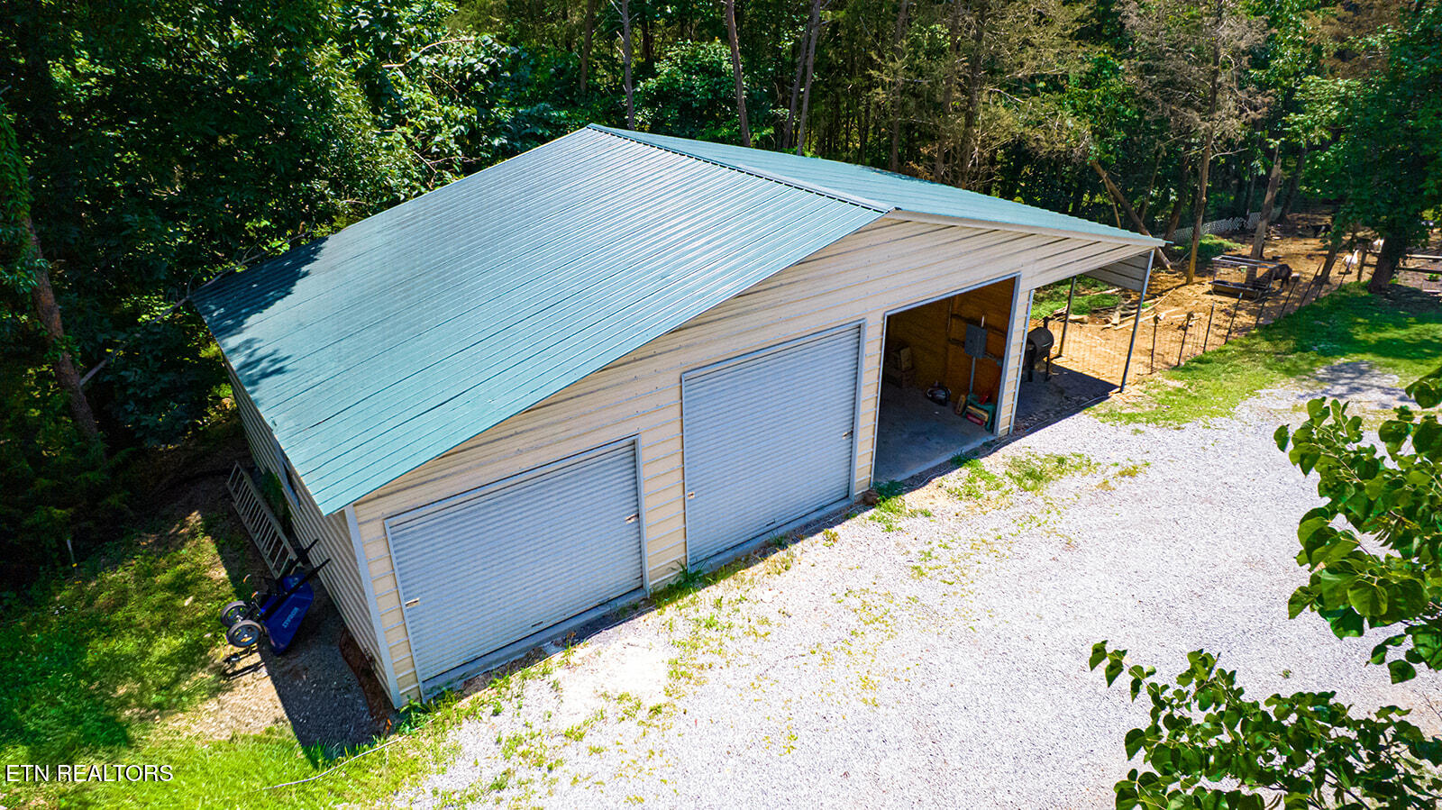 467 Sleepy Valley Road Madisonville TN 37354