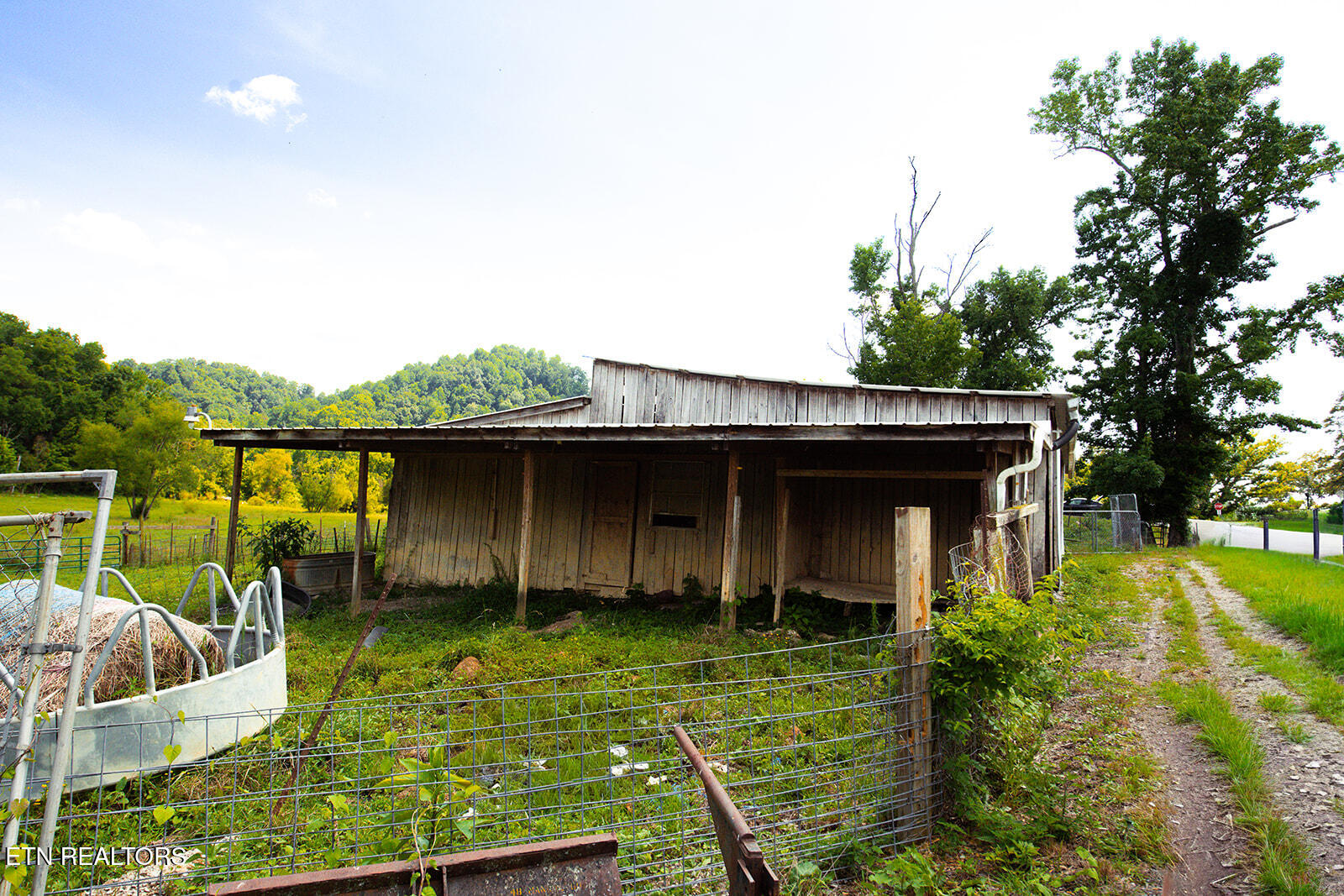 467 Sleepy Valley Road Madisonville TN 37354