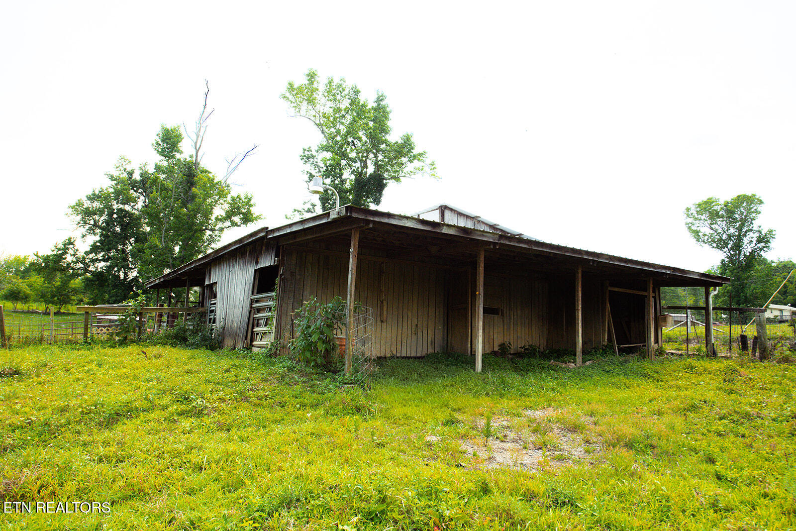 467 Sleepy Valley Road Madisonville TN 37354