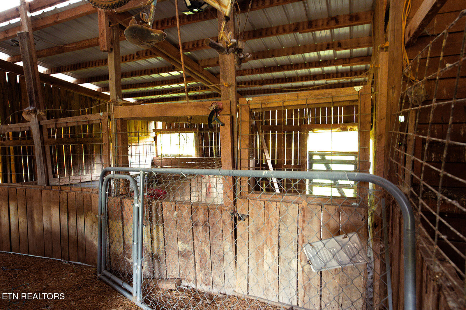 467 Sleepy Valley Road Madisonville TN 37354