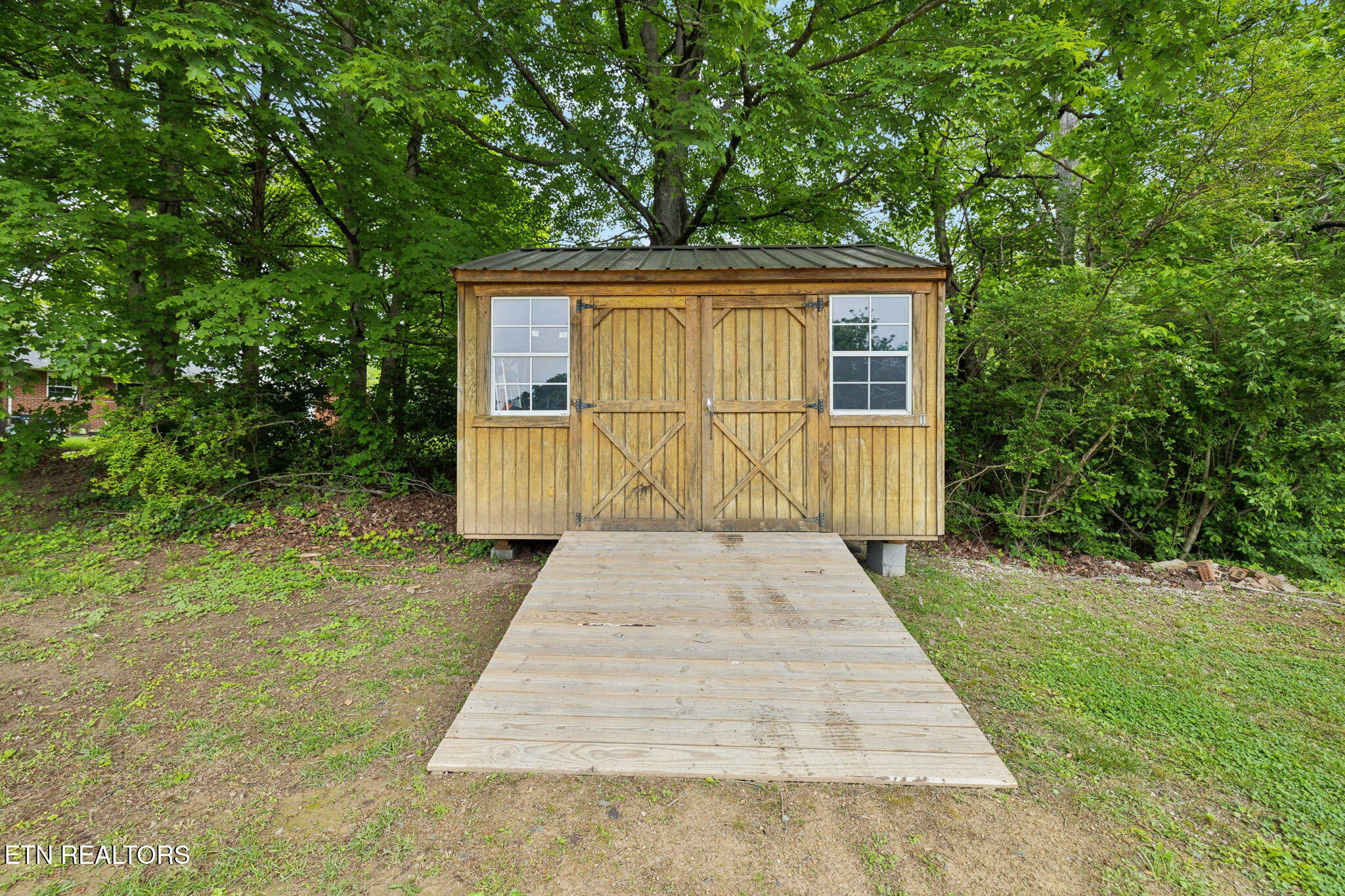 3923 Oakland Drive Knoxville TN 37918