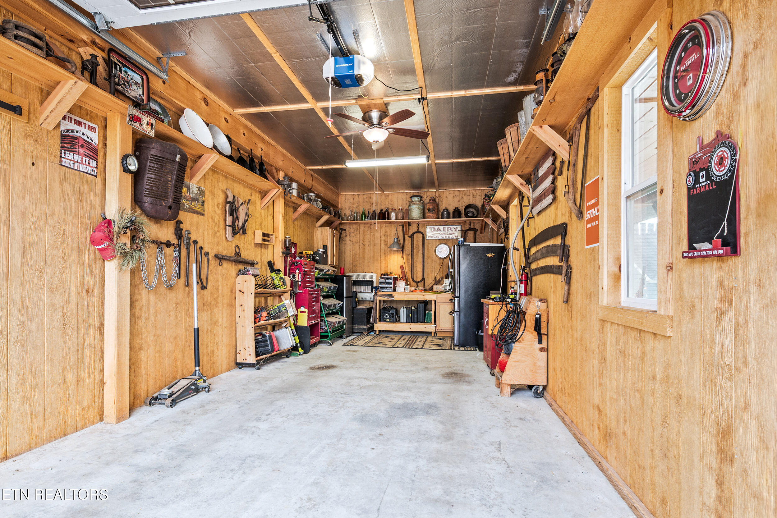 1728 Morning View Lane Sevierville TN 37876